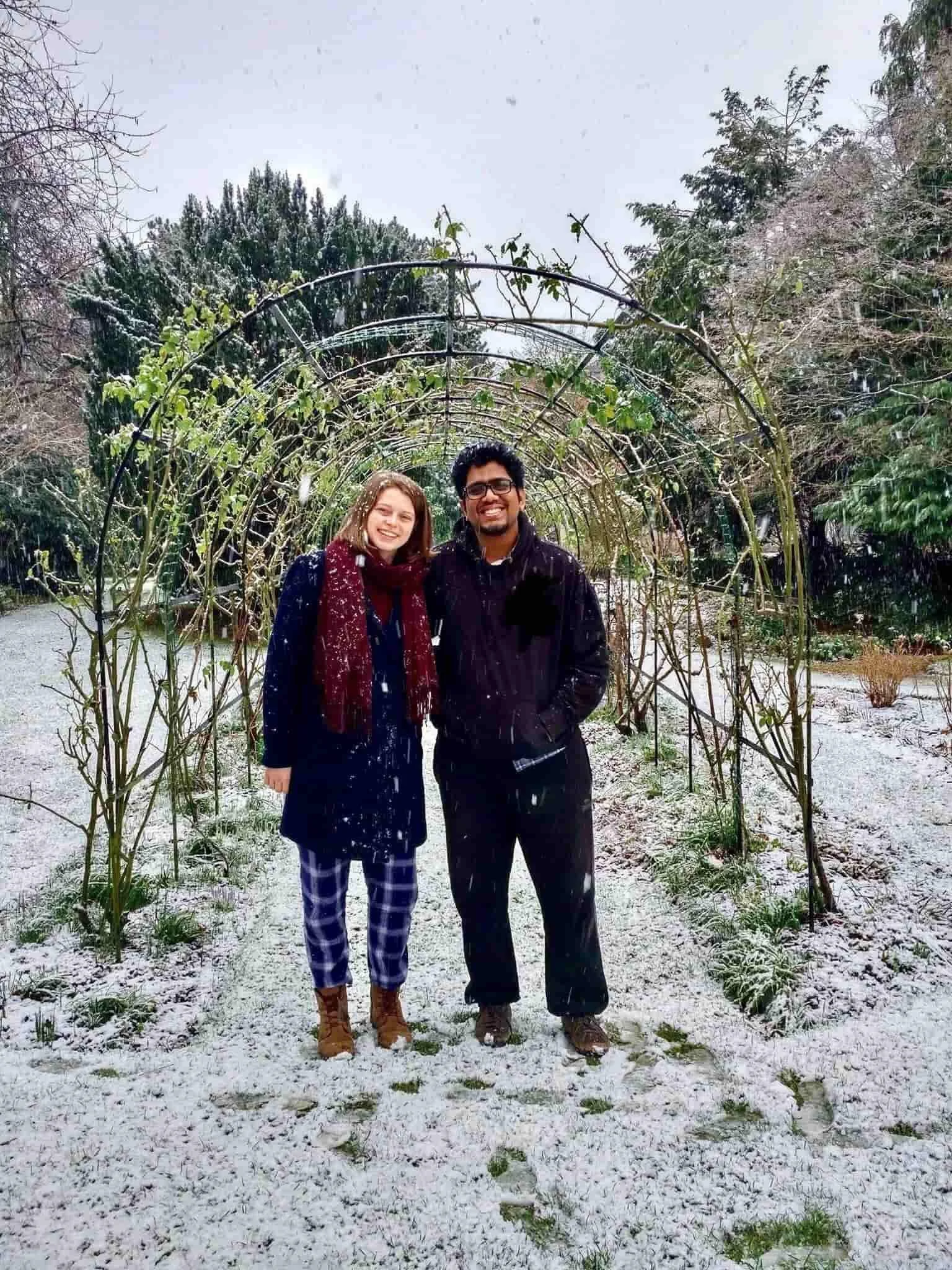 Affnafee and his friend enjoying the snow in St Hugh’s College gardens, 2018.