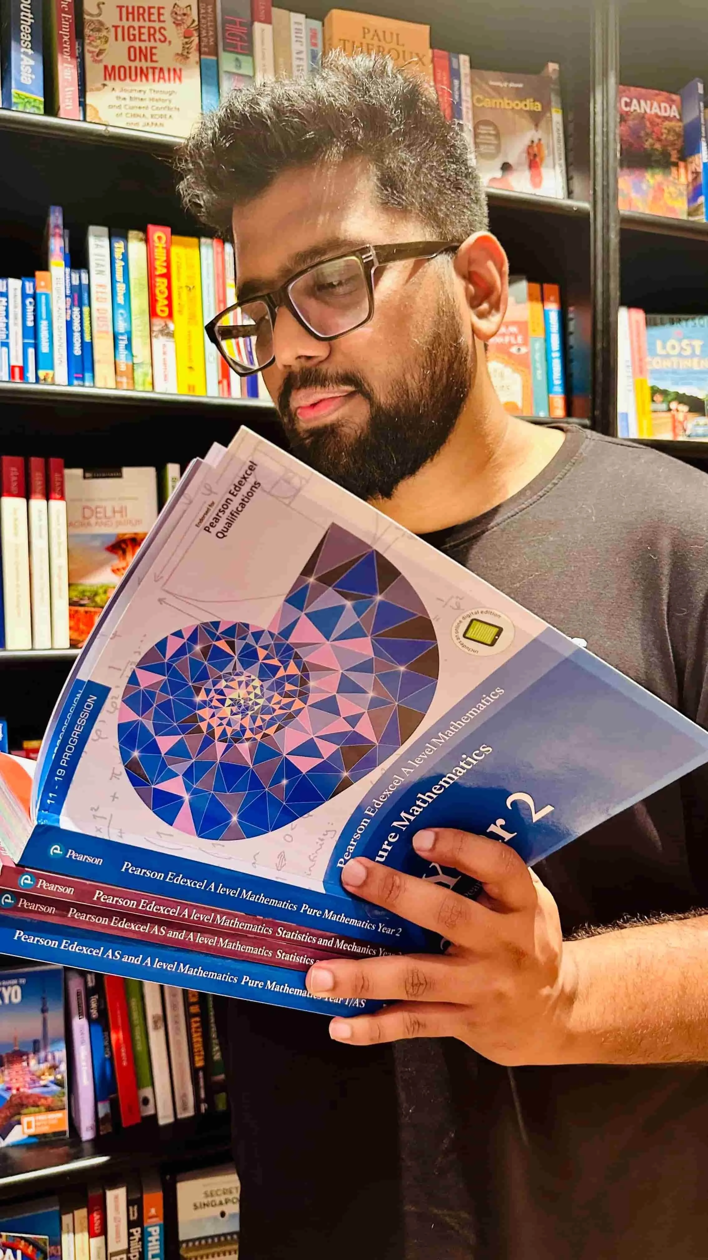 Affnafee Rahman offering Block Lessons to A-Level students