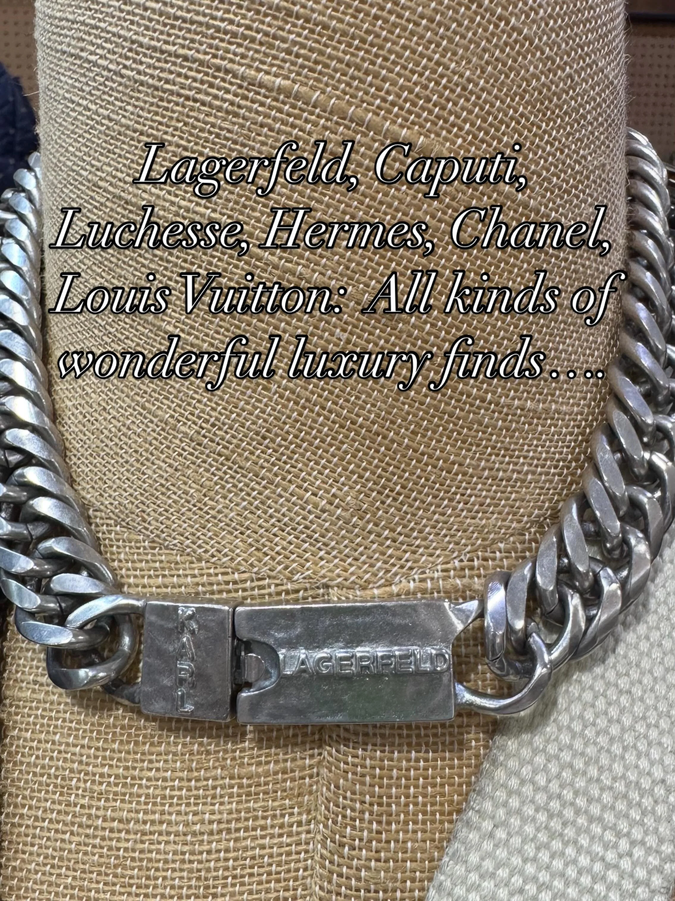 @scottantiquemarkets #vintagestyle #vintagefashion #shopsmallbusinesses #shopwomenowned &hellip;. Come see me!  South Building, section C-3, 688-689&hellip;.