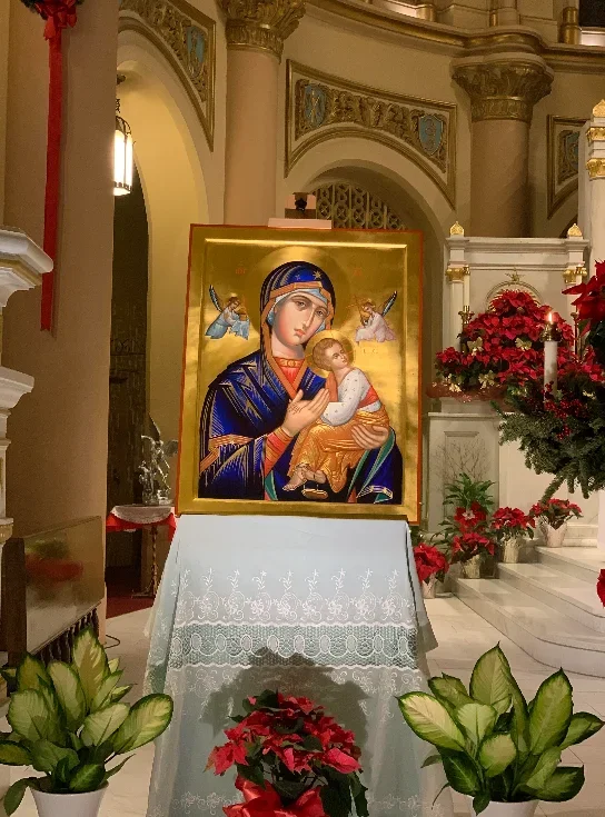 Picture of Mary in a church