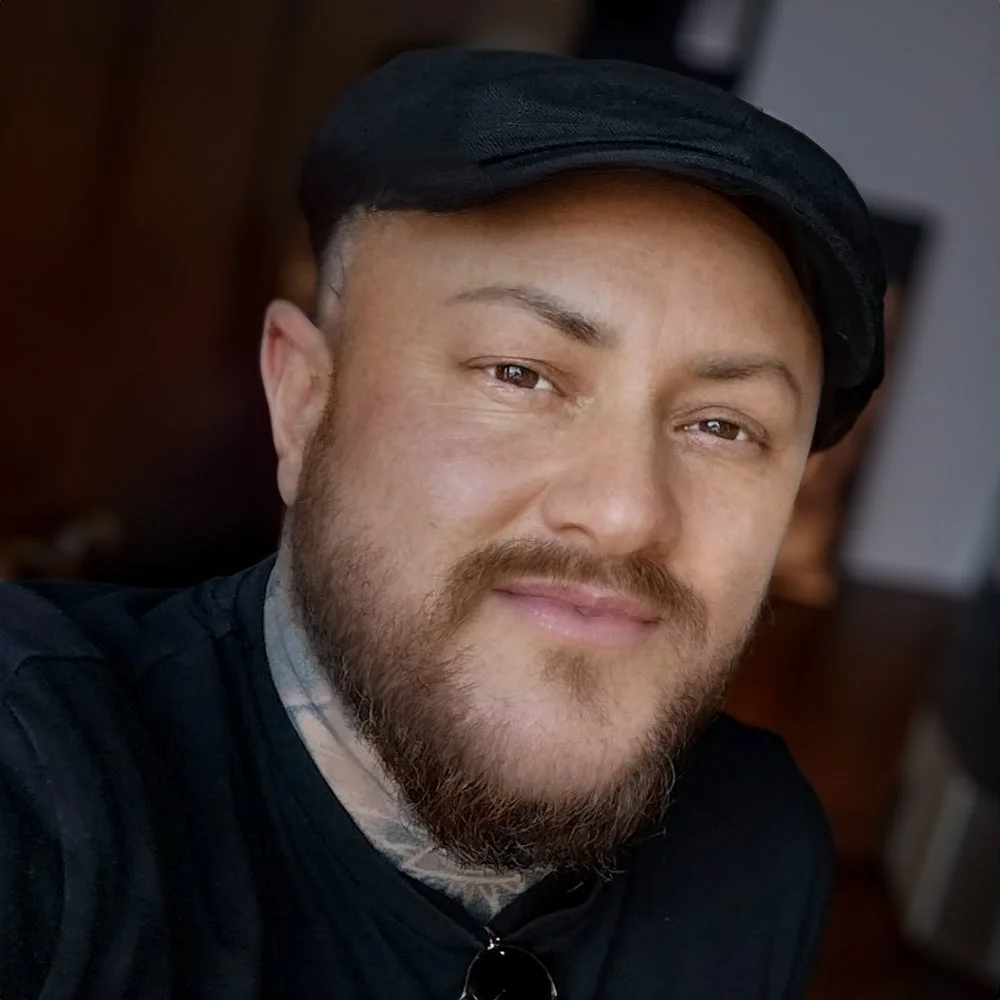 Personal photo of Syluss, the massage therapist.