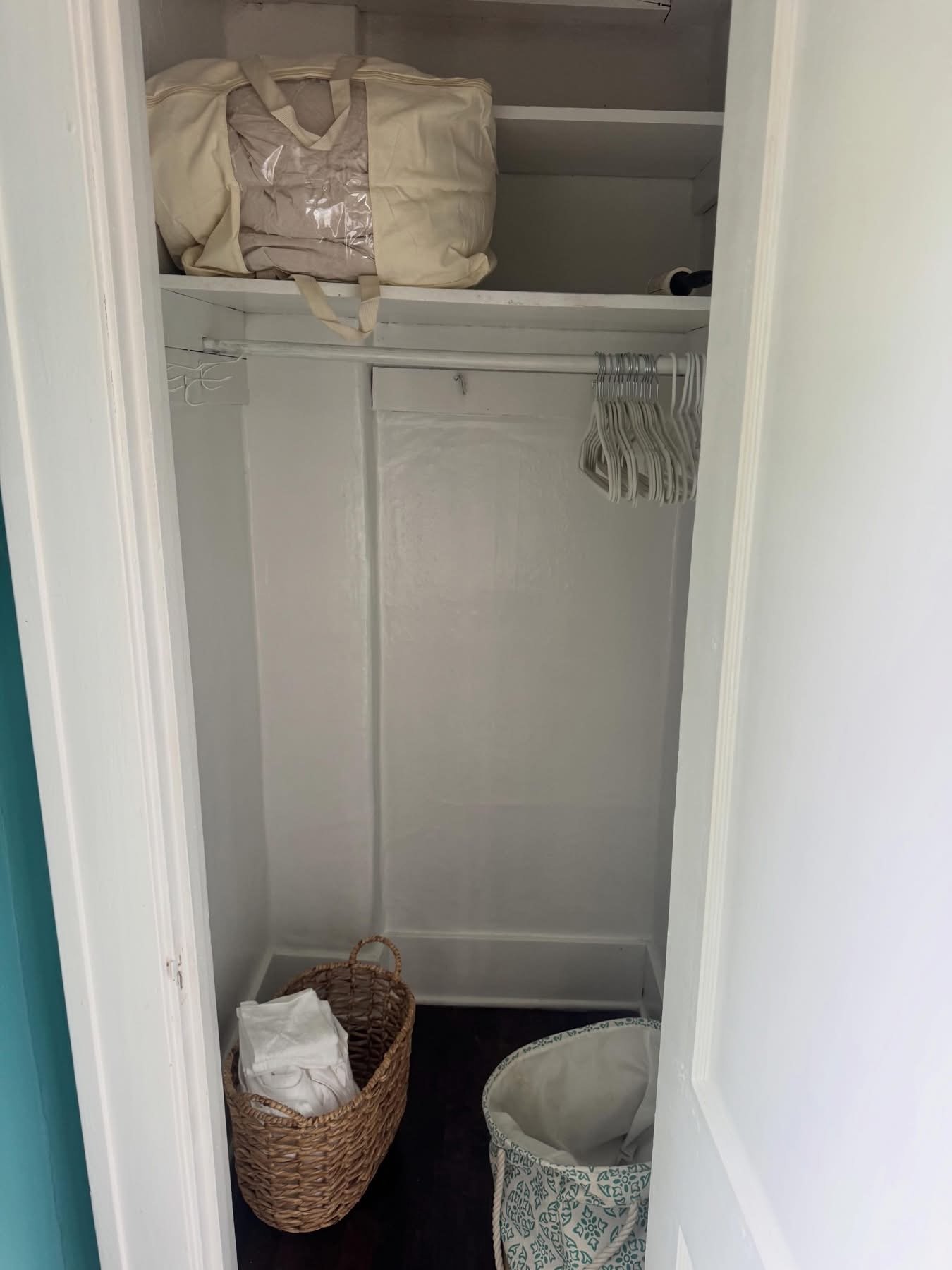 Explore furnished private rooms and a private lower-level apartment in a refurbished Rochester home designed for traveling nurses, residents, medical students, and other healthcare professionals.e.