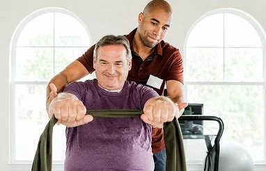 10 Benefits of 1:1 Physical Therapy for Improving Longevity and Living an Active Life
