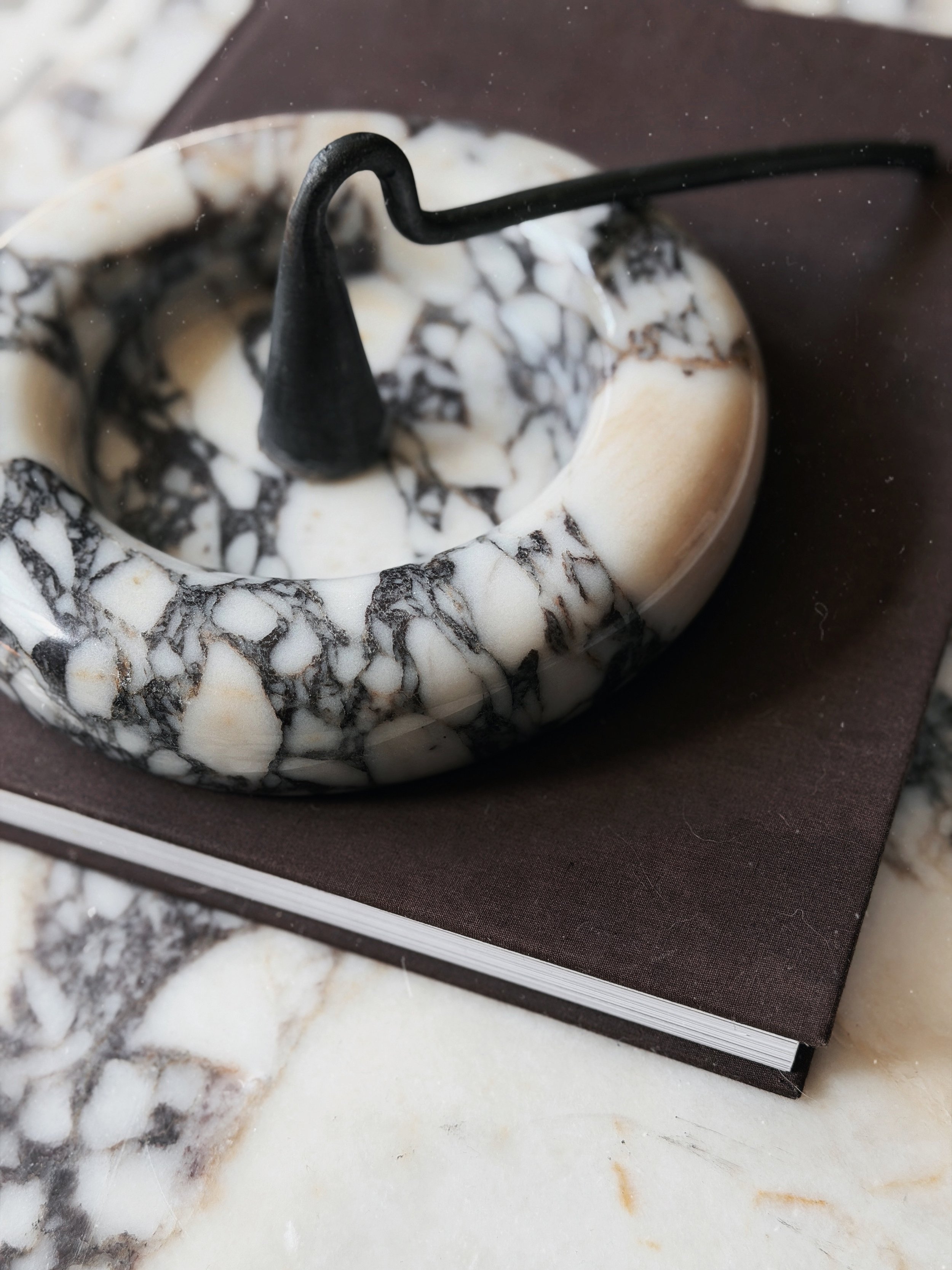 Espresso & Stone : Marble Bowl 02.jpeg