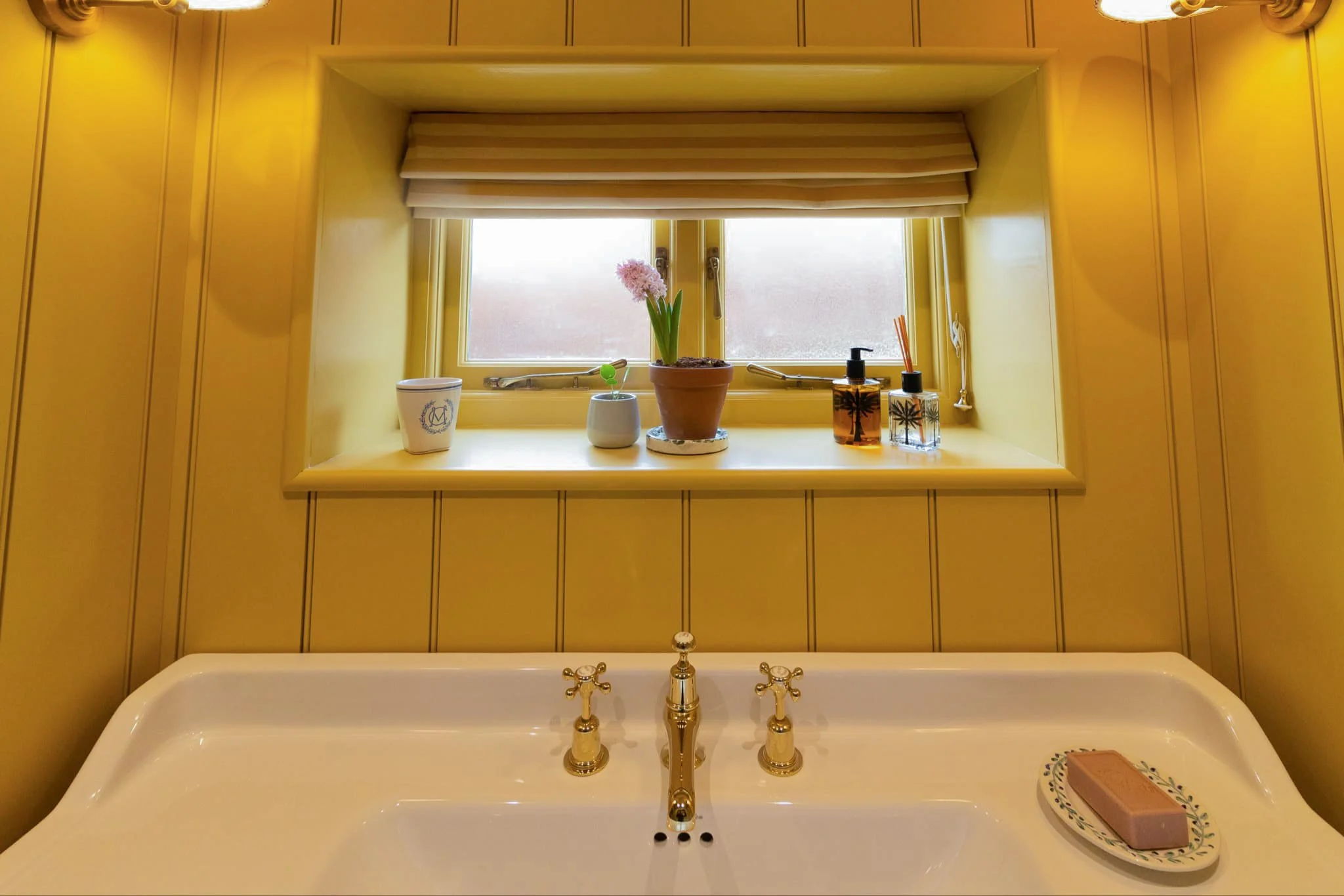 Bathroom_4.jpg