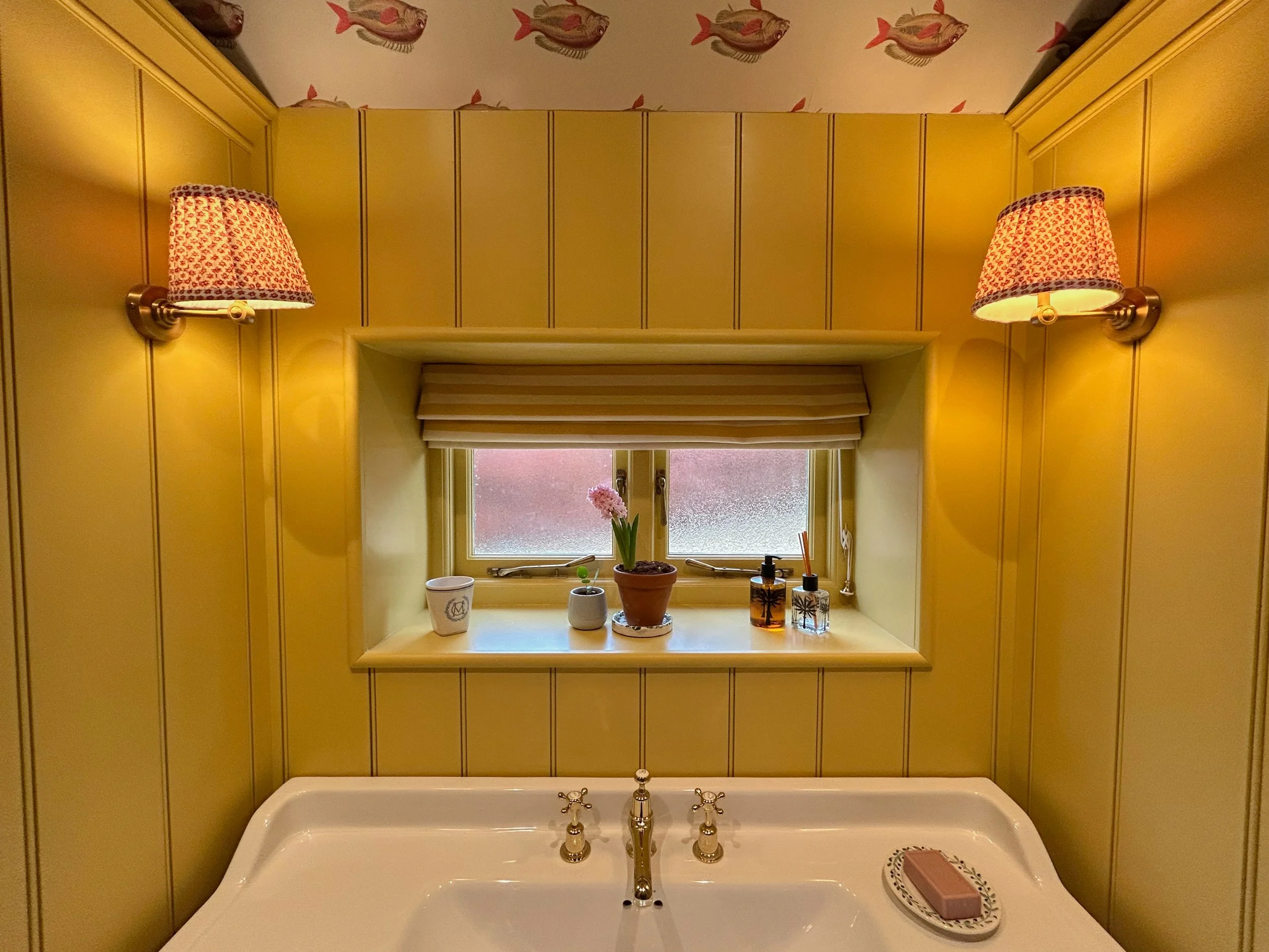 Bathroom_12.jpg