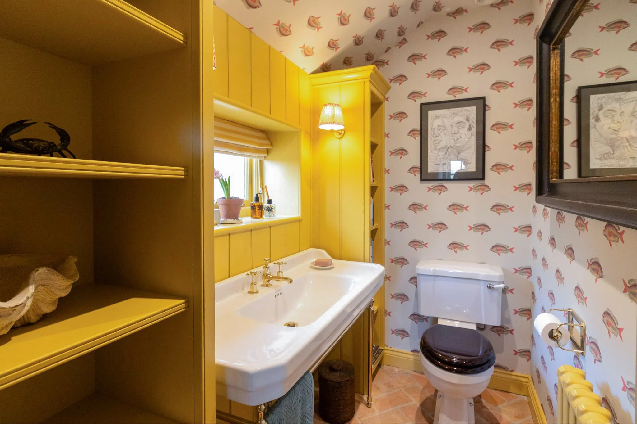 Bathroom_3.jpg