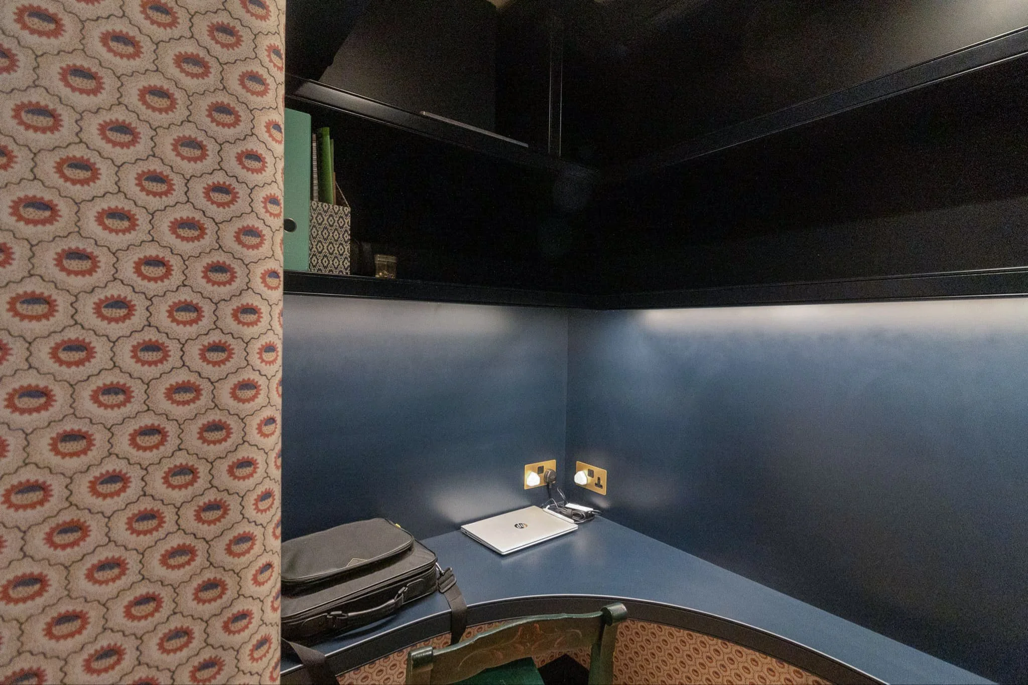 Living room_2.jpg