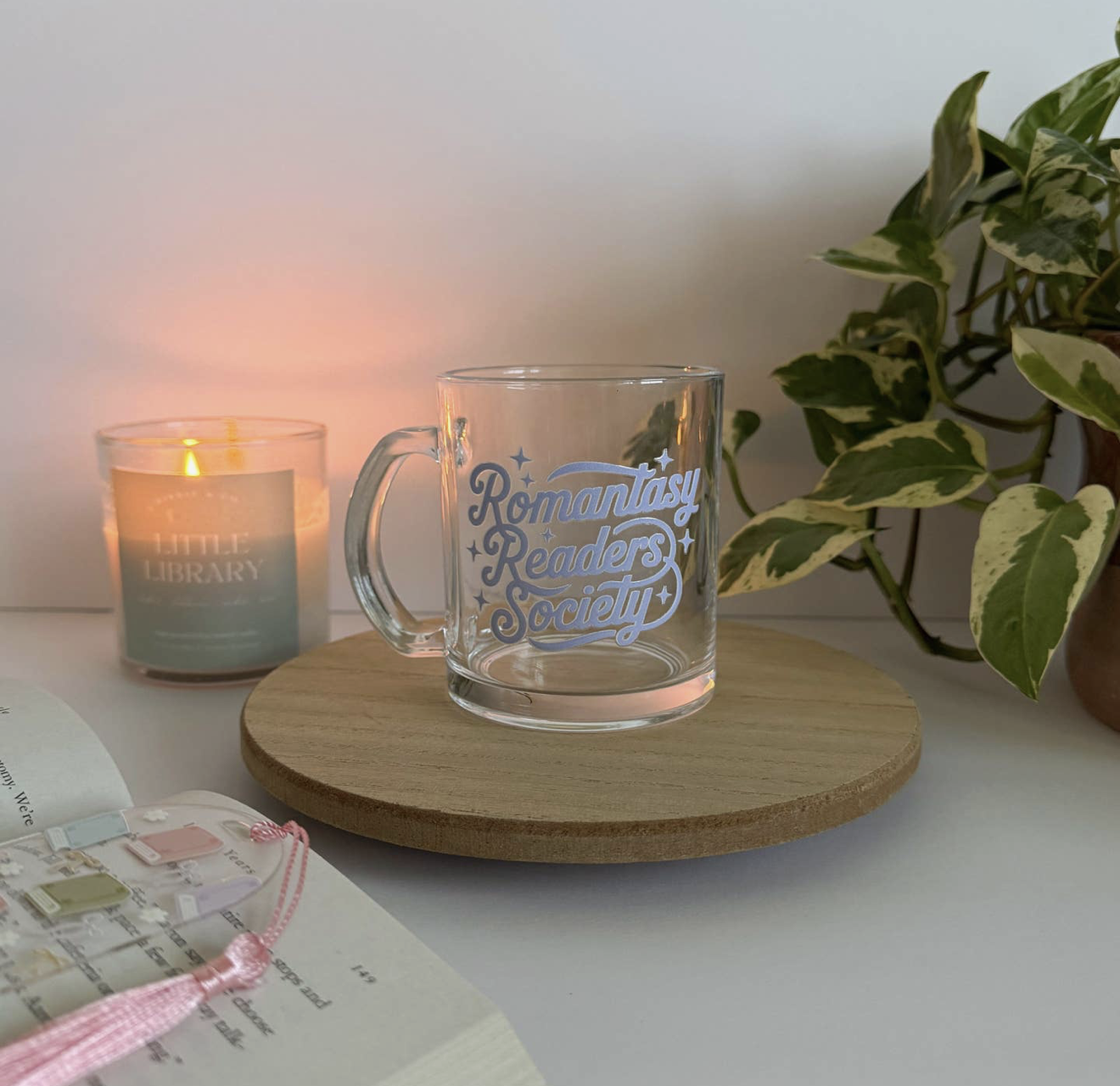 Romantasy Readers Society Mug