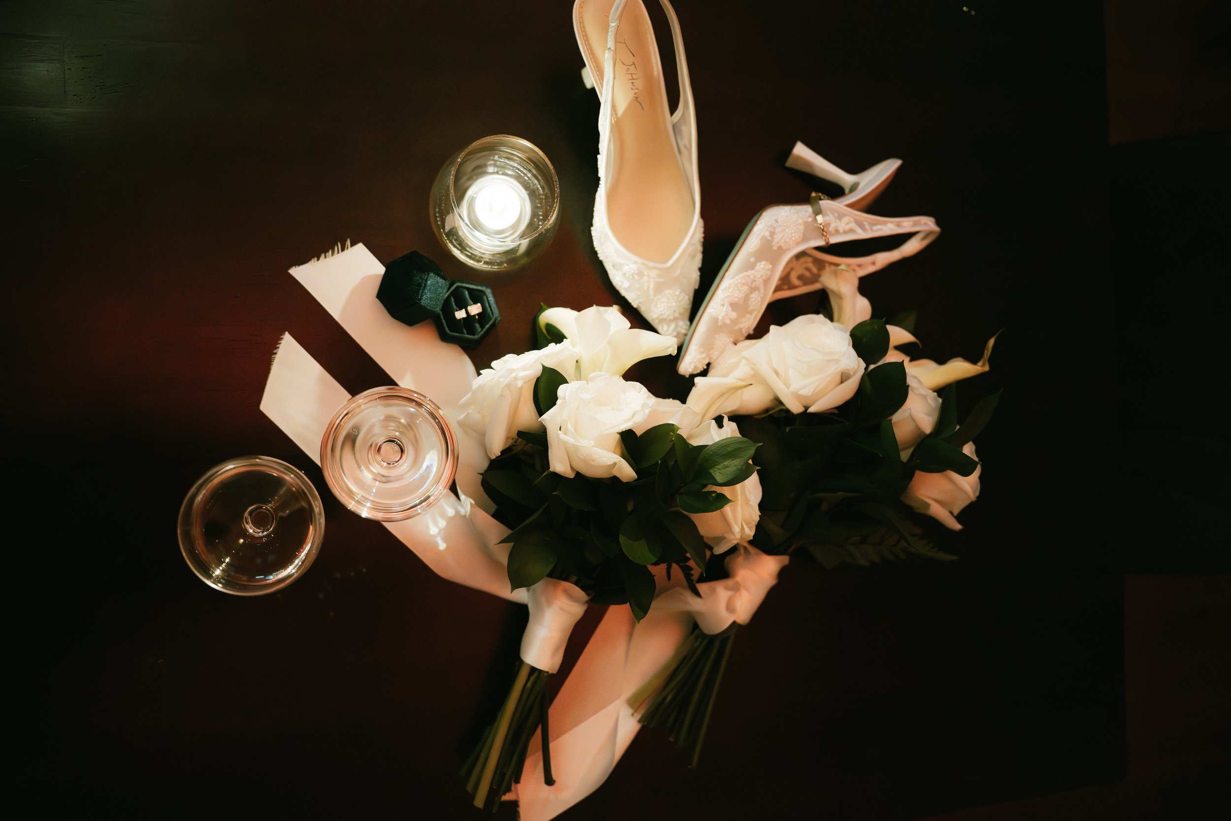 doveandveil.h&twedding.candids.details-98.jpg