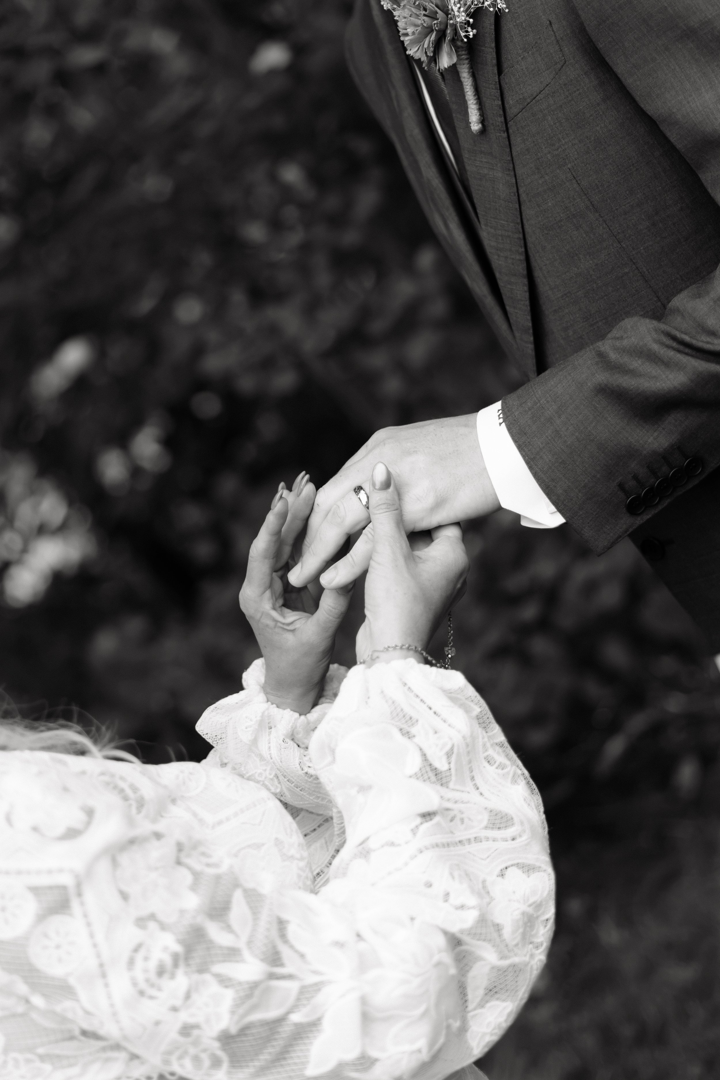 doveandveil.Angie&Rob.Highlights-49.jpg