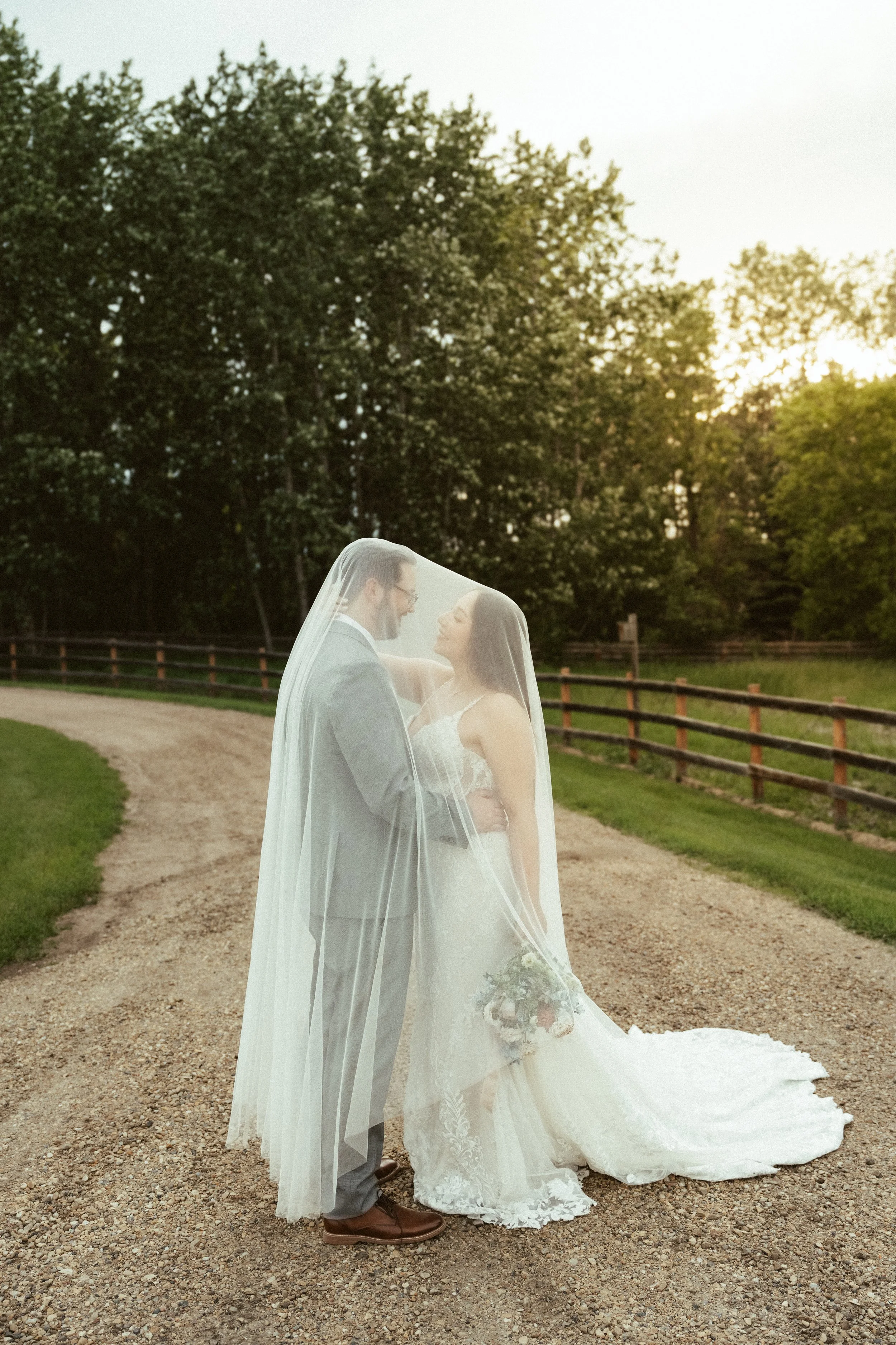 doveandveil.thejohnsons.bridals-14.jpg