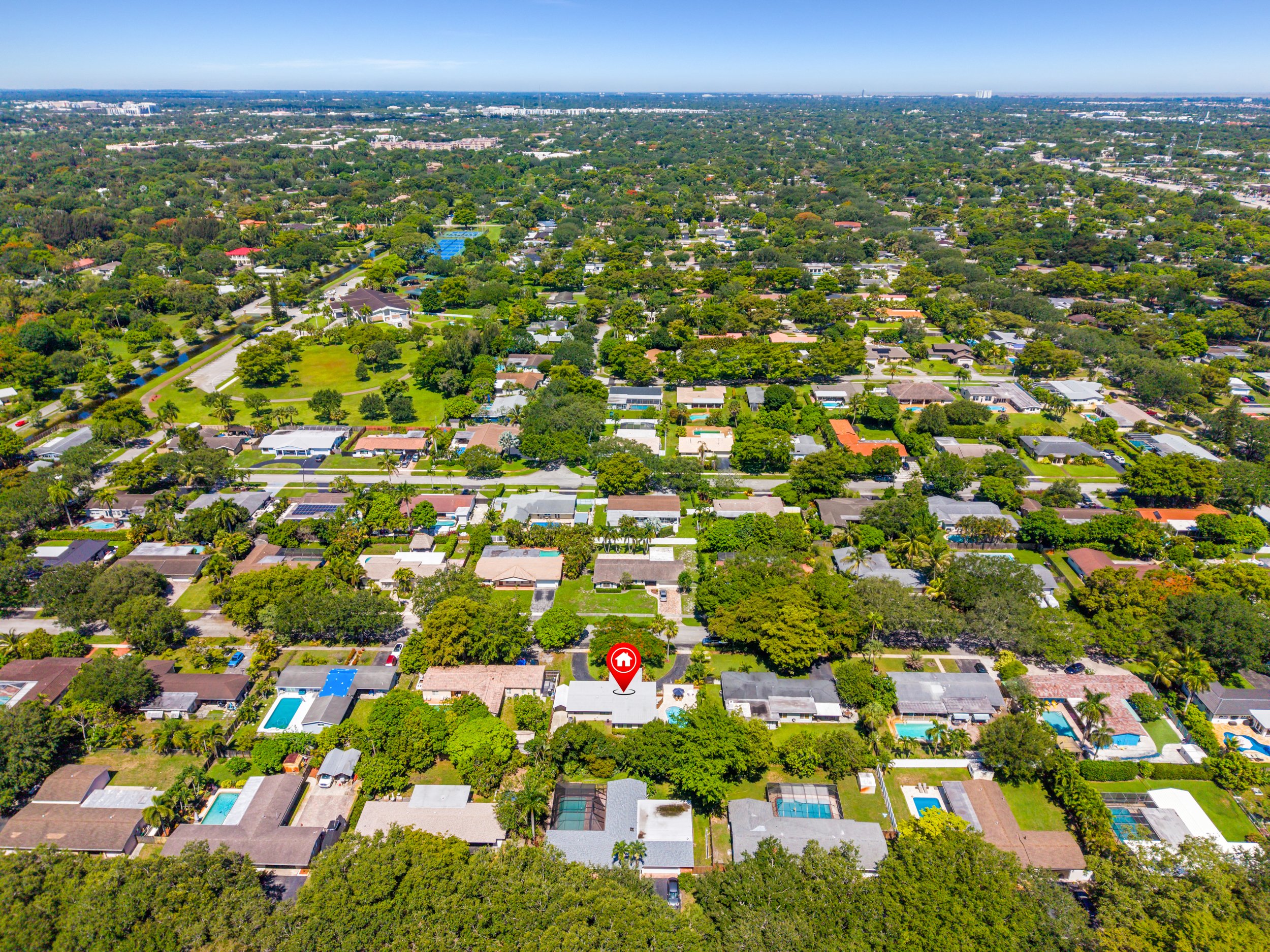 Use - Overhead - shows park distance.jpg