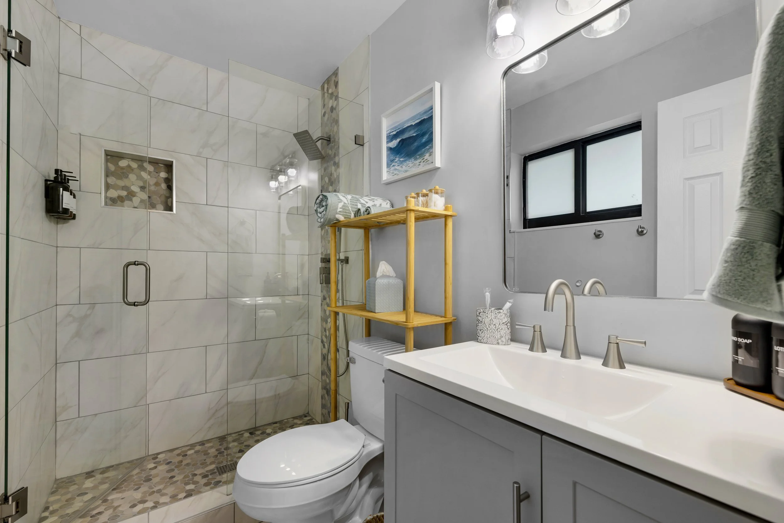 USE - Master Bathroom 1.jpg