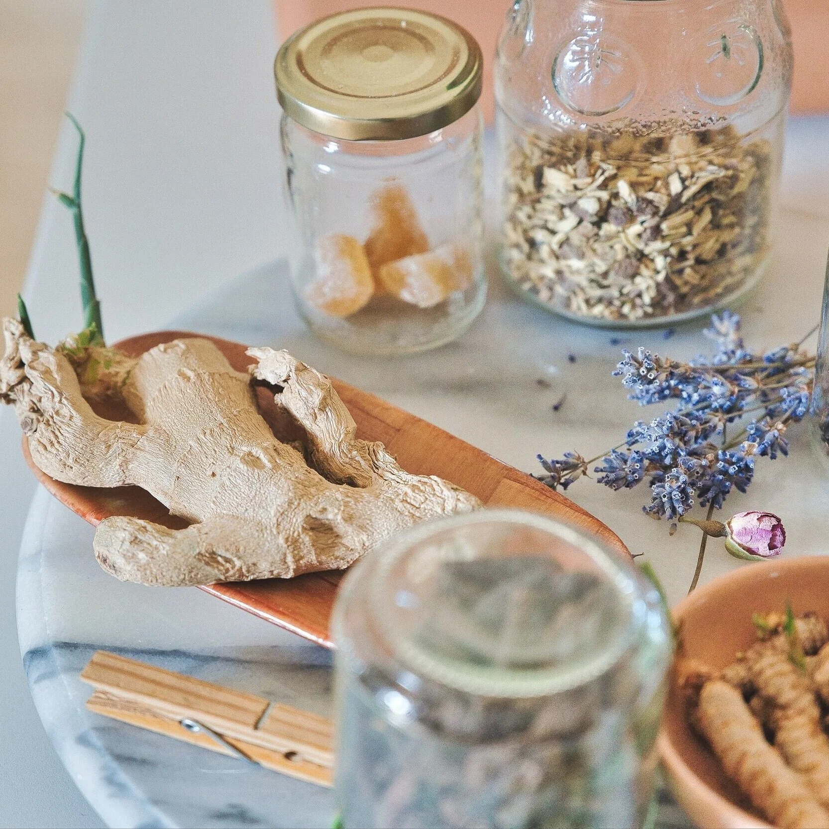 How Lianhua Qingwen Capsules Can Reduce COVID Symptons