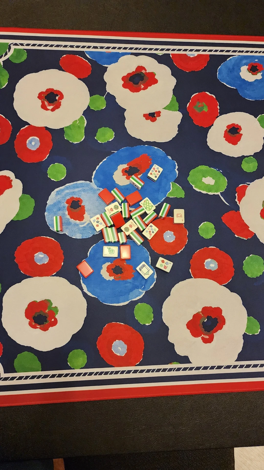 33 inch Neoprene Mat - Red, white blue green IN STOCK