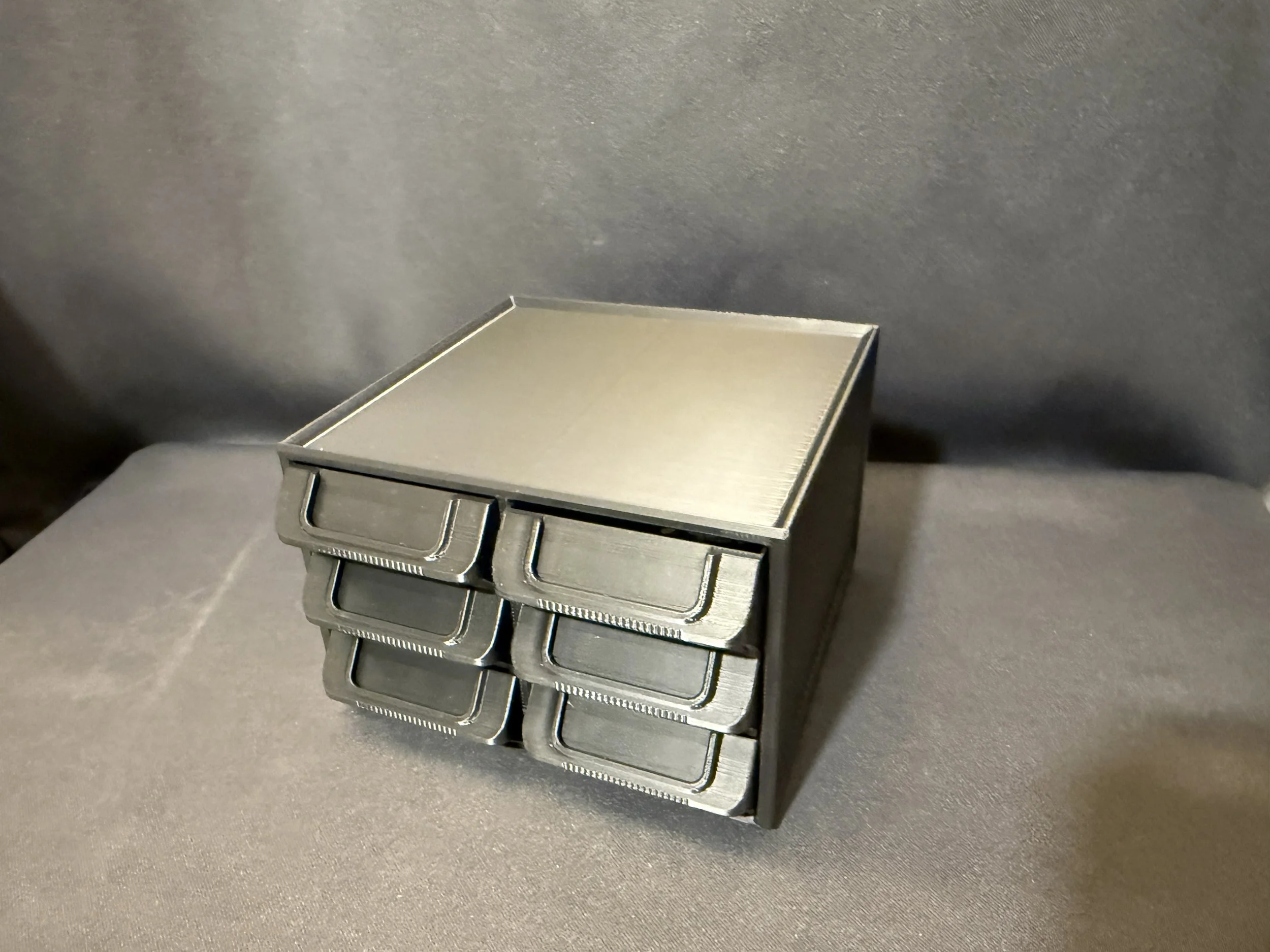 DESKTOP CHEST OF DRAWERS 1.JPG