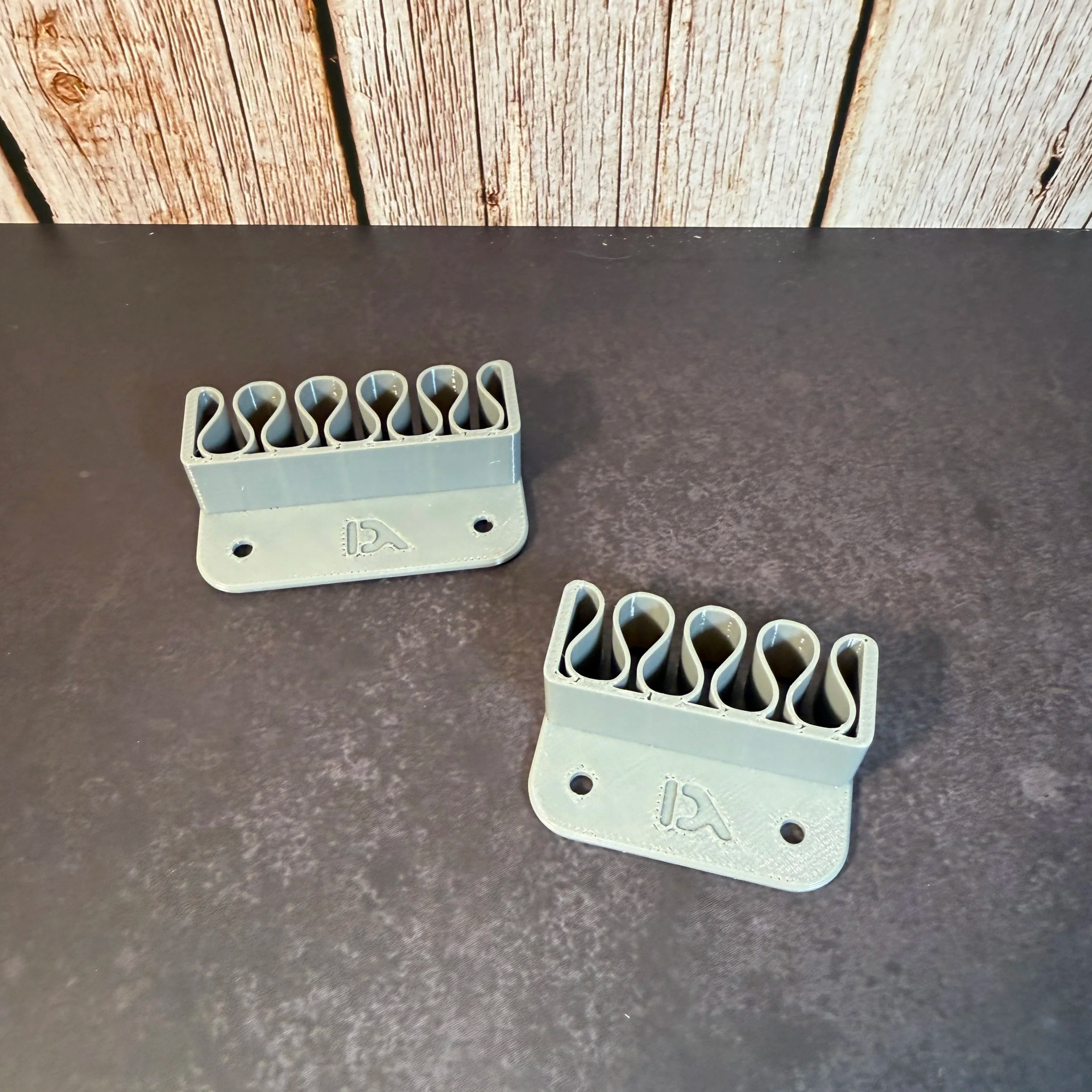 4-5+CORD+UNDER+DESK+SIDE+CORD+KEEPER+VC_design.png