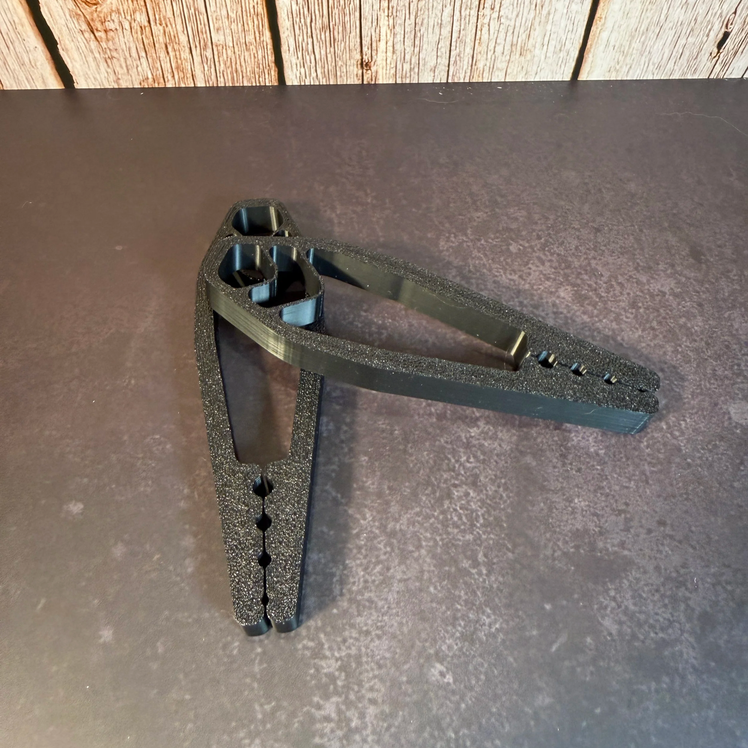 NAIL+HOLDER+VC_design.png
