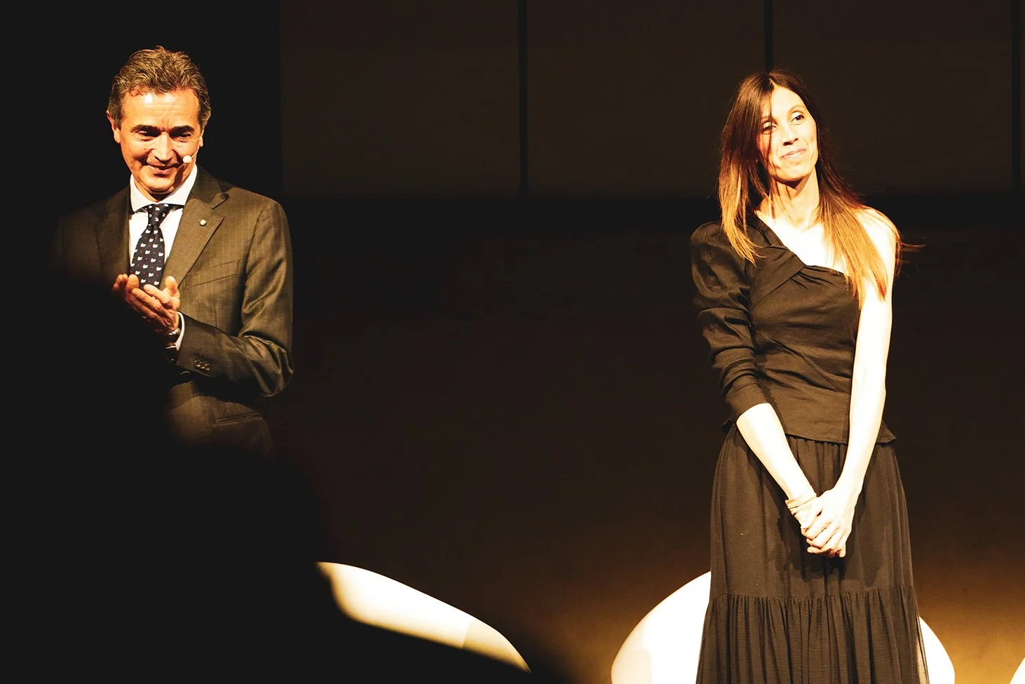 fenera-zanon-pretto-palco-sand-art-torino-nuovola-lavazza.jpg