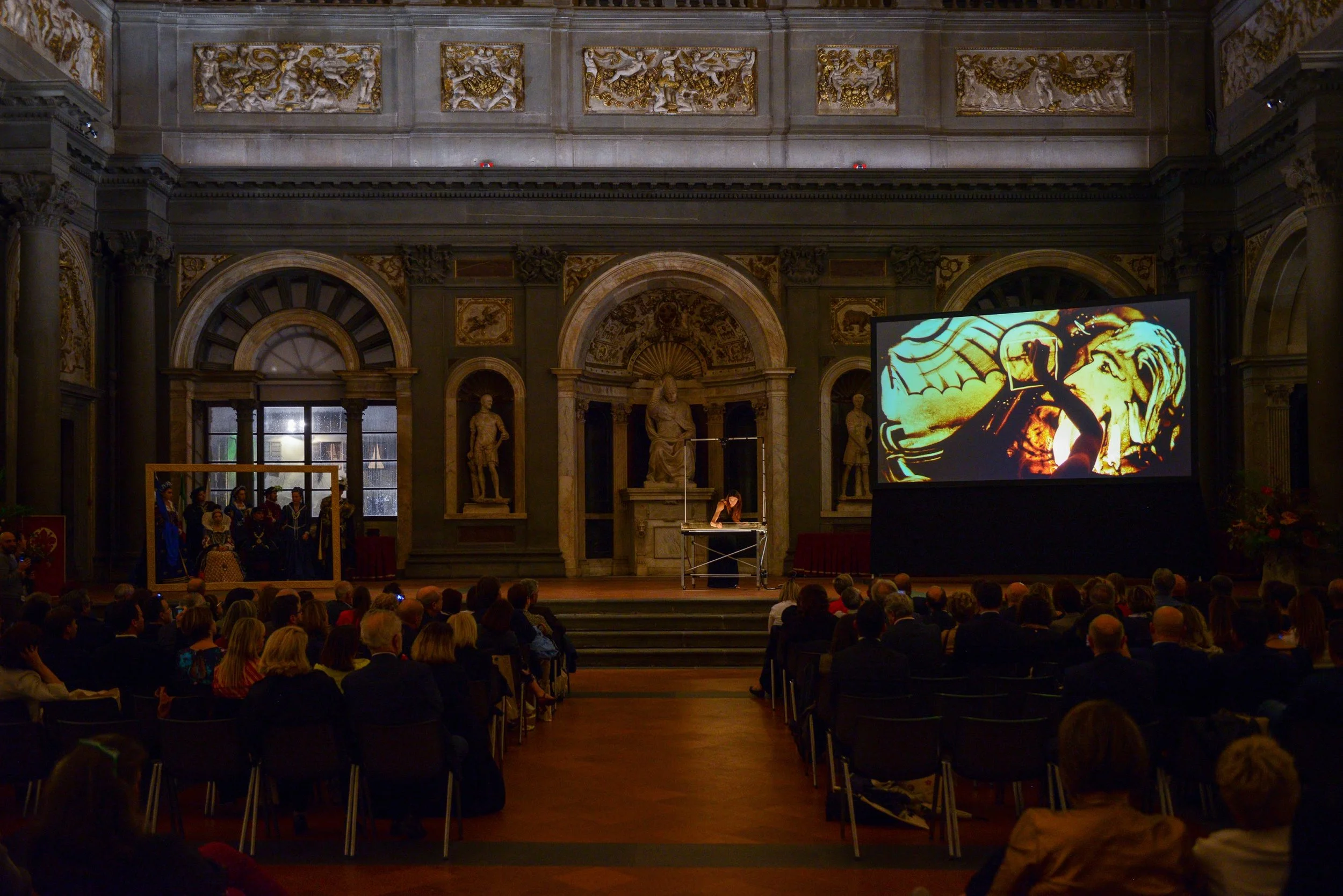 nadia-pretto-artista-rappresenta-leonardo-palazzo-vecchio-firenze.jpeg