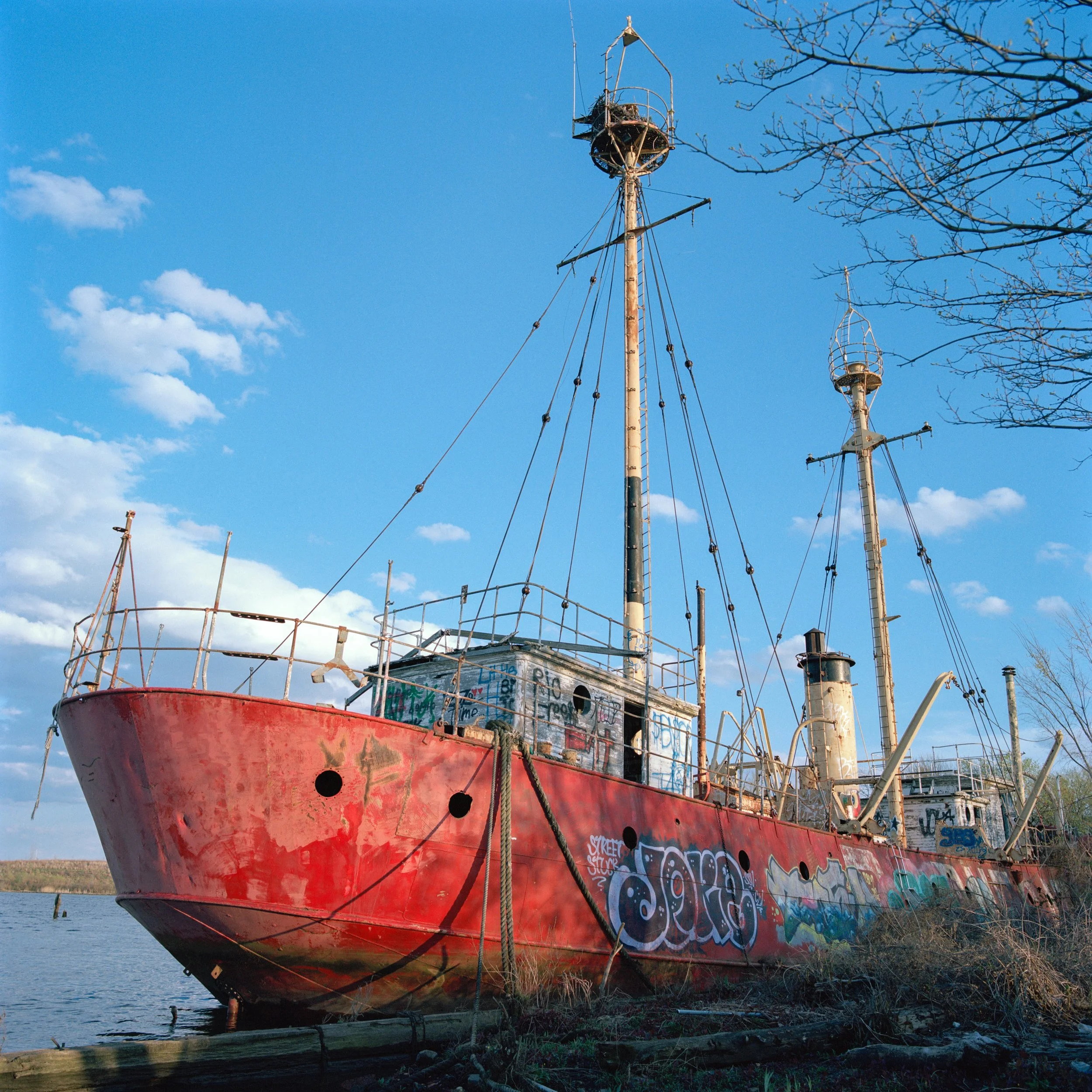 LightshipBarnegat4_7_2026_1-3.JPG