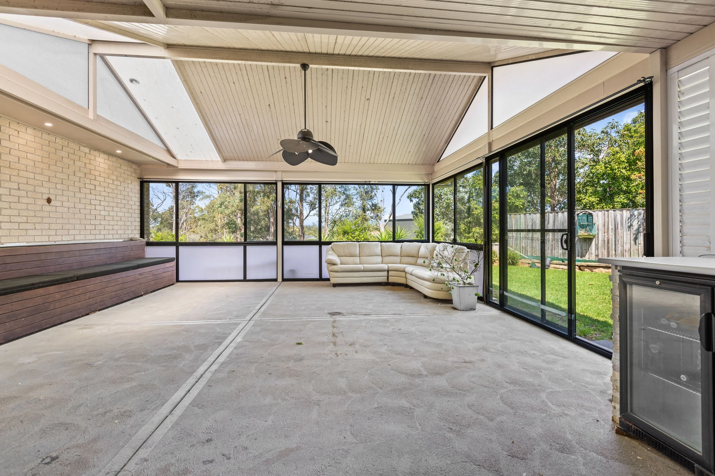 6 Kookaburra Cl Weston-14.jpg
