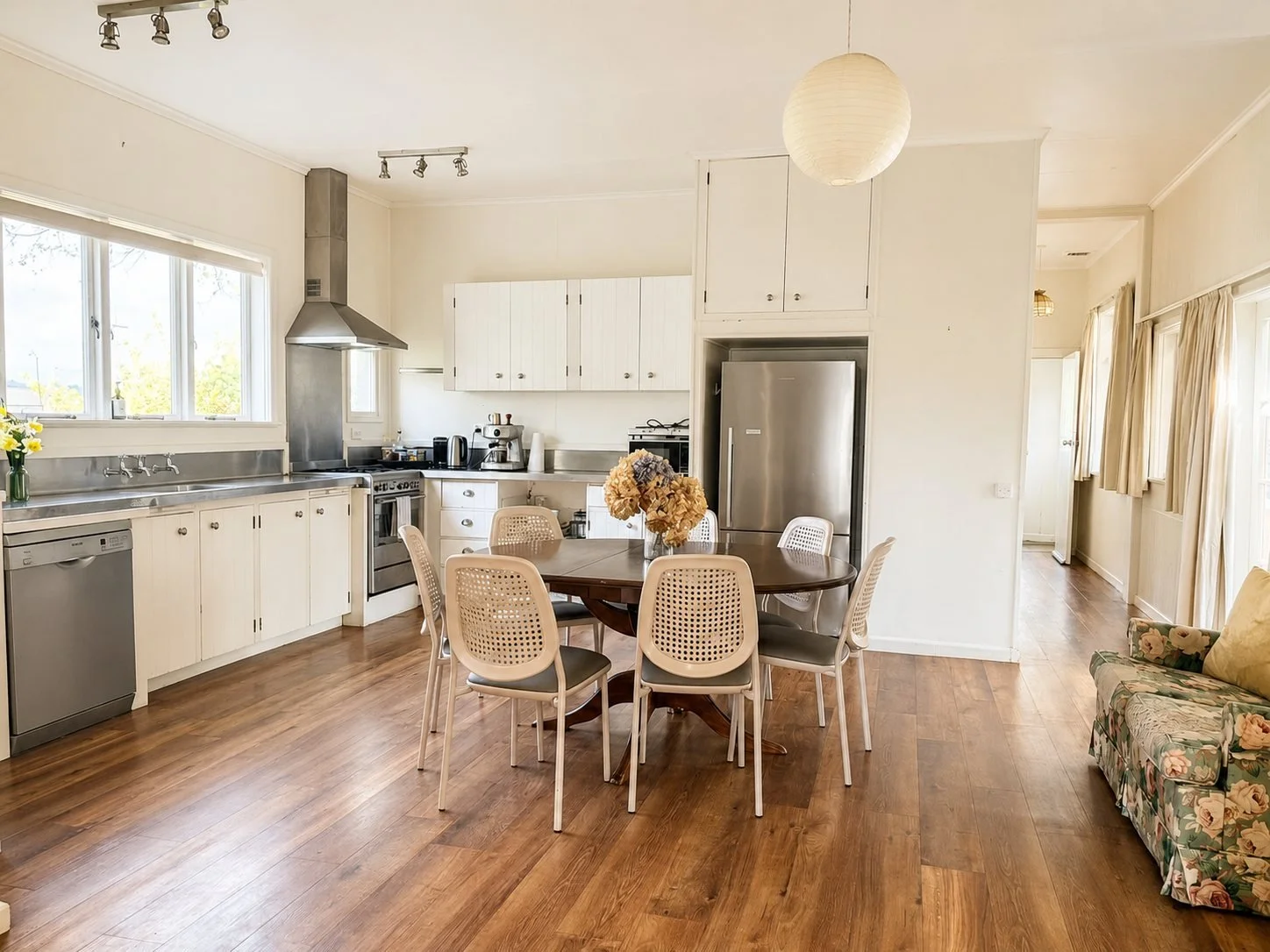 Rathmoy Farmhouse country kitchen dining Rangitikei