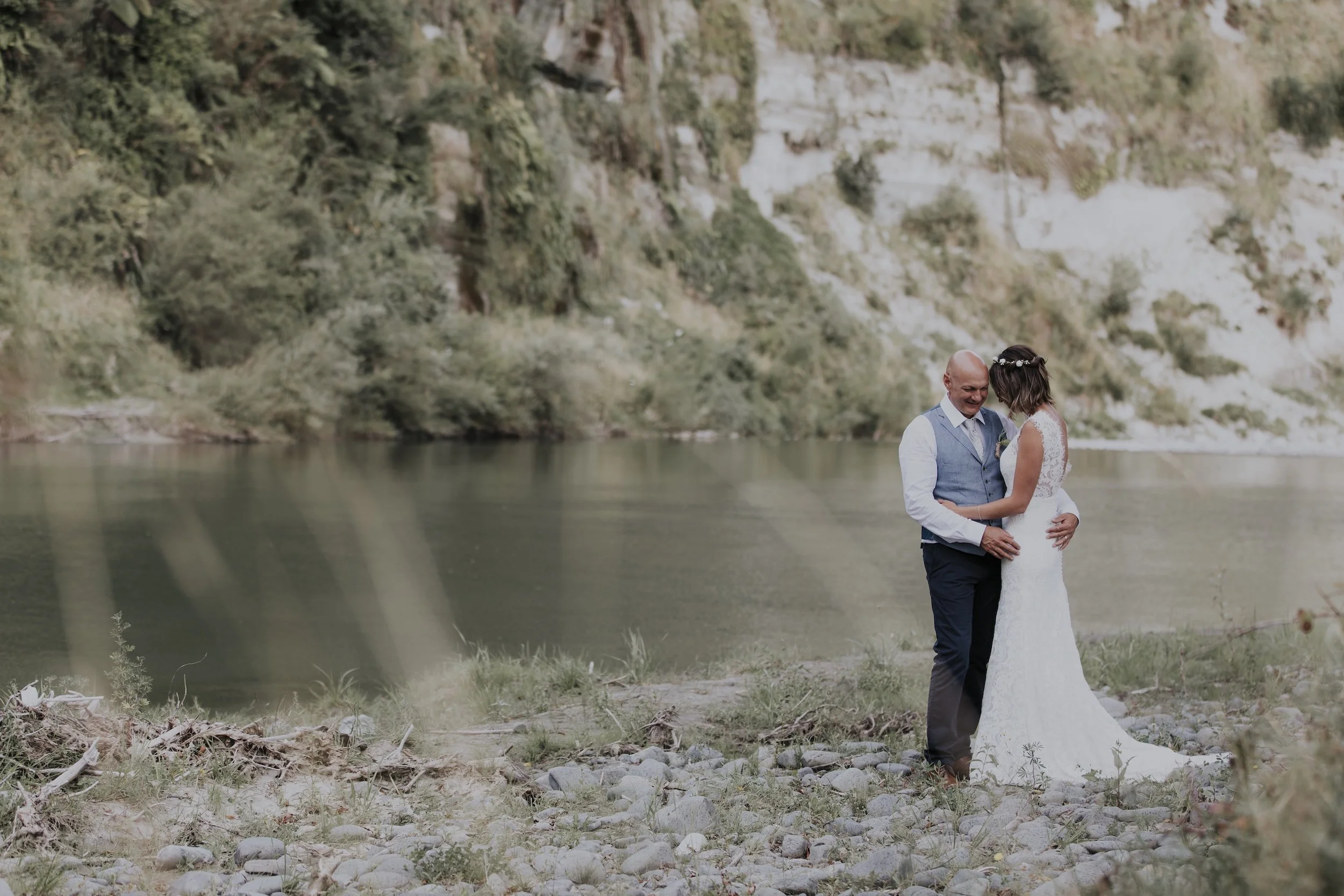 Rathmoy Estate Riverside Lodge elopement on the Rangitikei River.