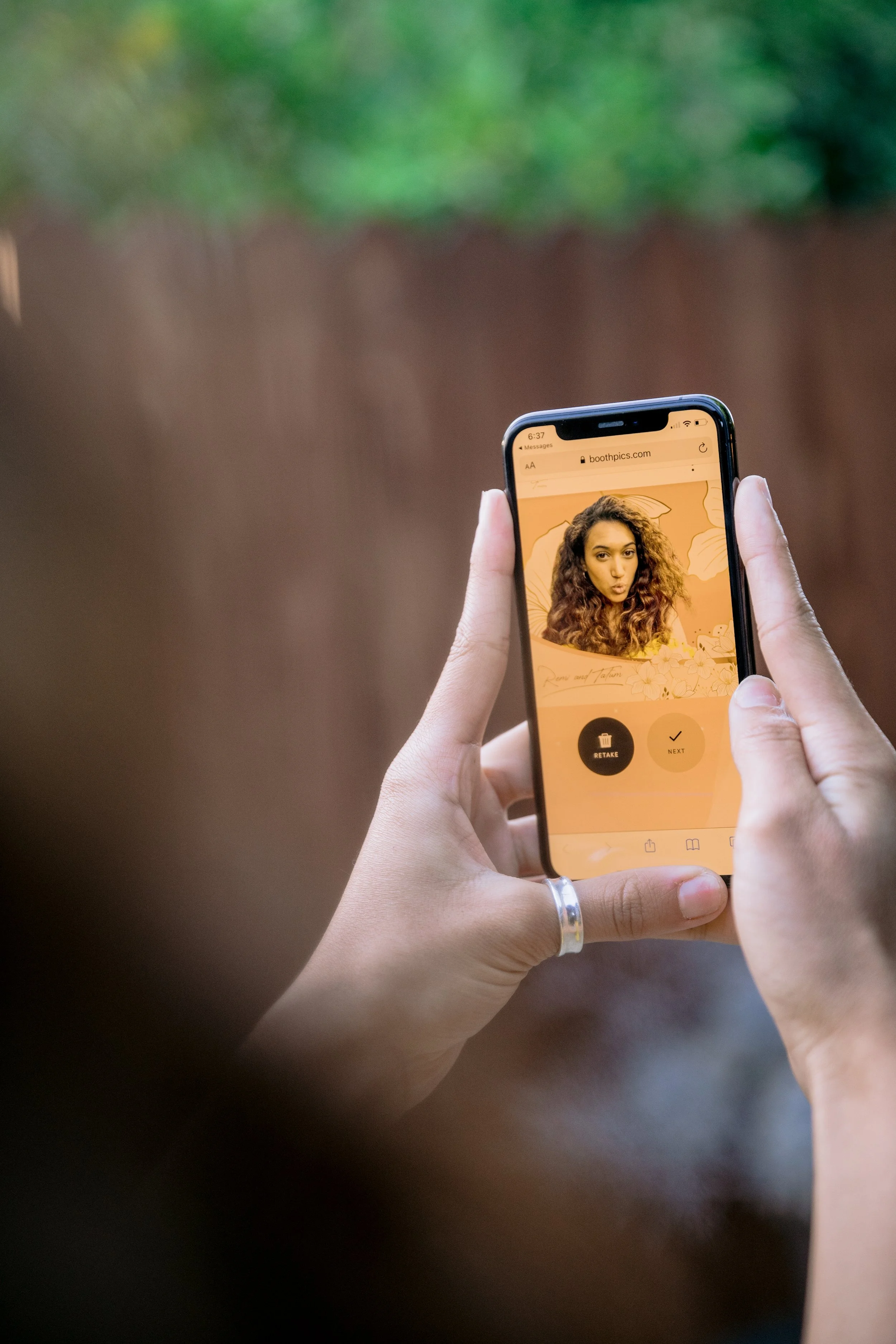 INSTANT DOWNLOADS AND SOCIAL SHARING (Copy)