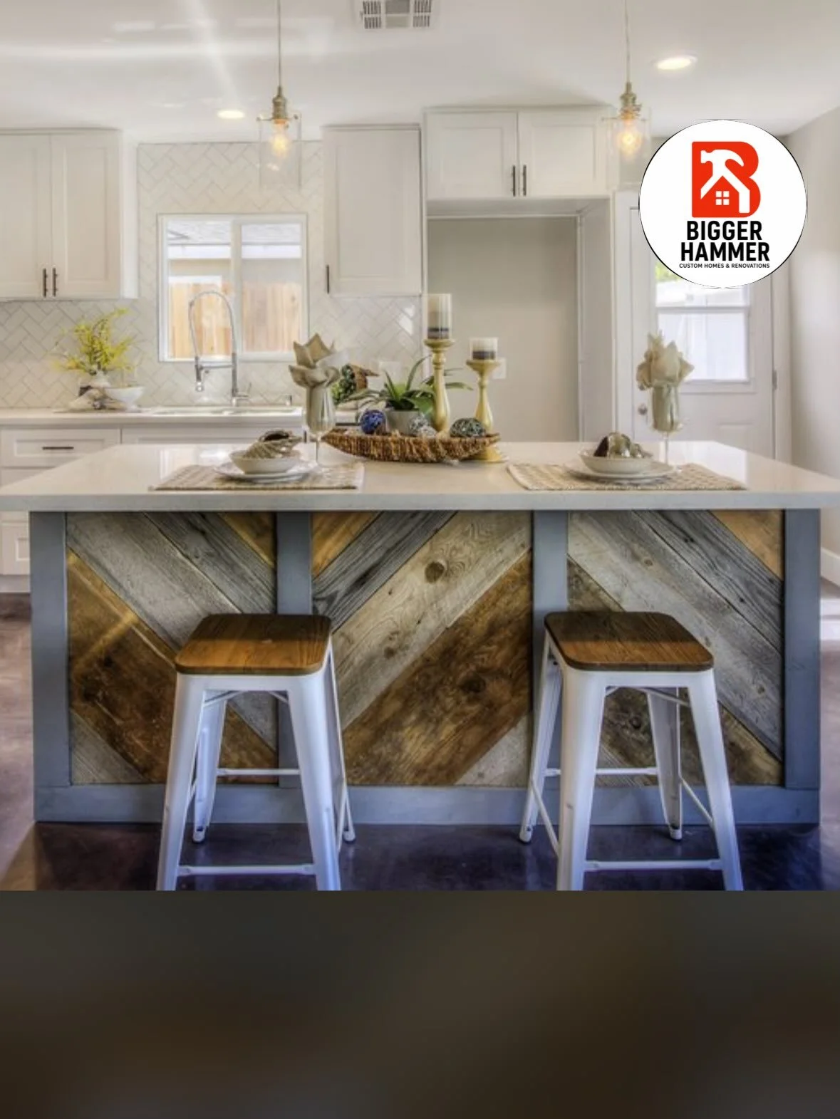 A kitchen with a little history built into it. 🔨

This Costa Mesa remodel features custom cabinetry, polished concrete floors, a herringbone backsplash, and an island wrapped in 100-year-old reclaimed barnwood shipped all the way from Wisconsin.

#B