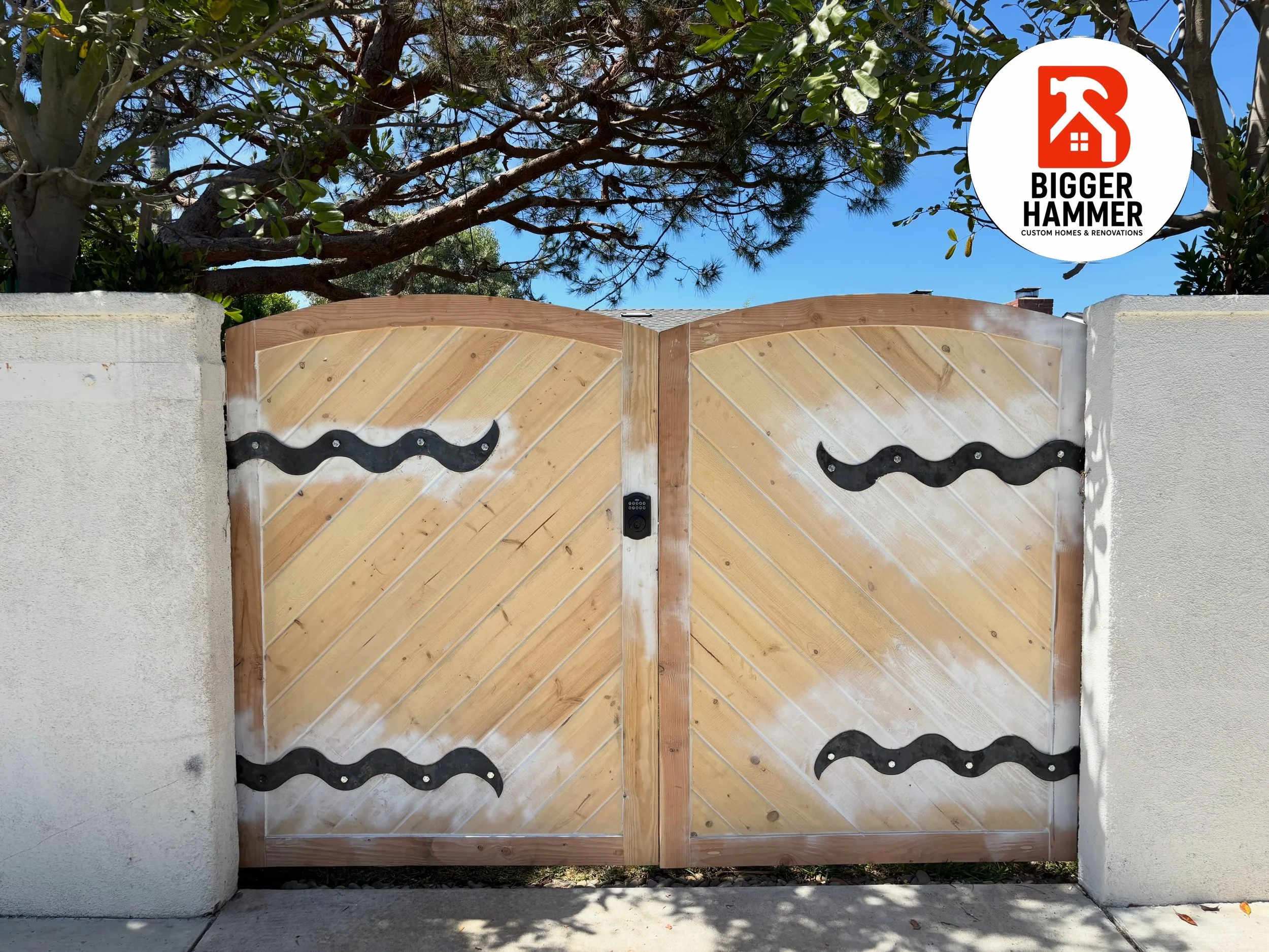It&rsquo;s just waiting on the new paint job, clients wanted a refresh of the original. 

 #gates #customgates #carpentry #orangecountyconstruction