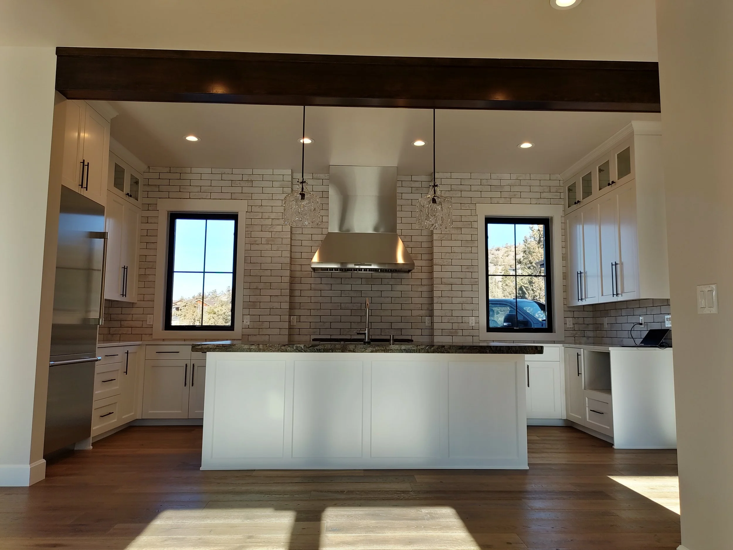 Kitchen 1.jpg