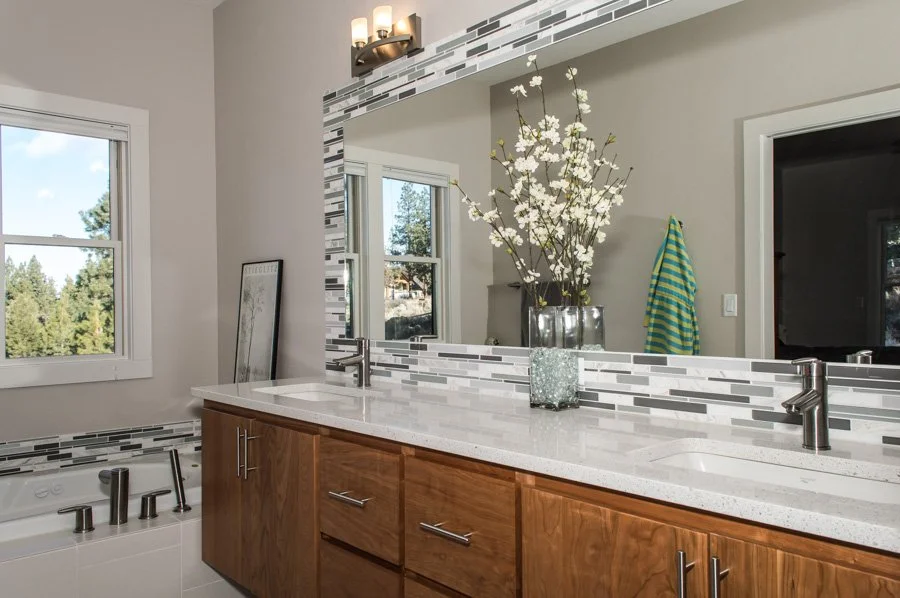 Master Bath.jpg
