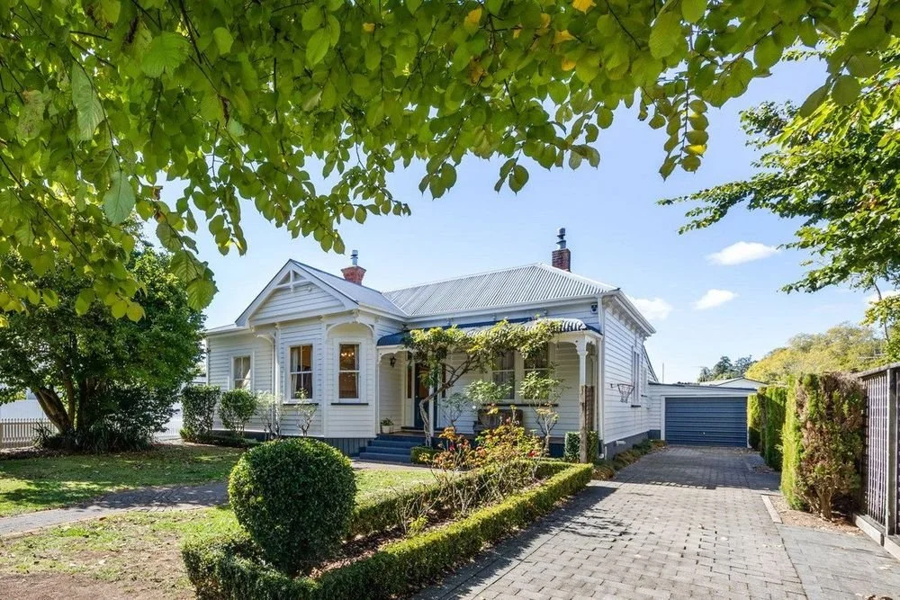 Villa on Victoria