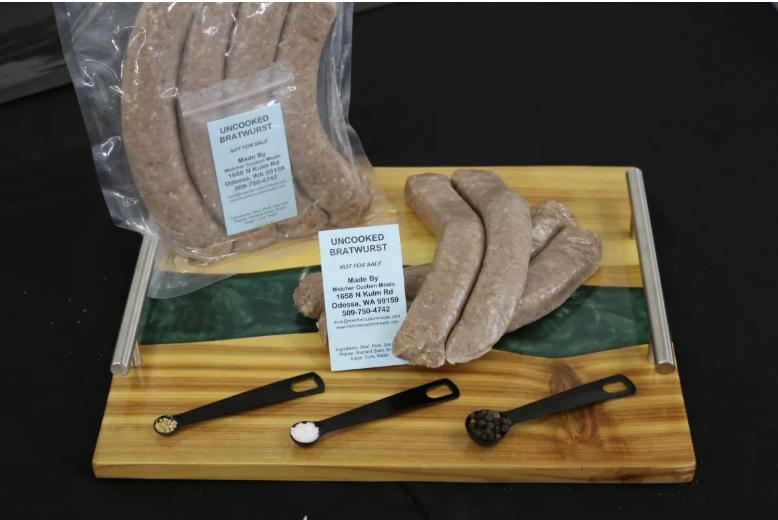 Bratwurst - Priced per package (Approximately 1lb)