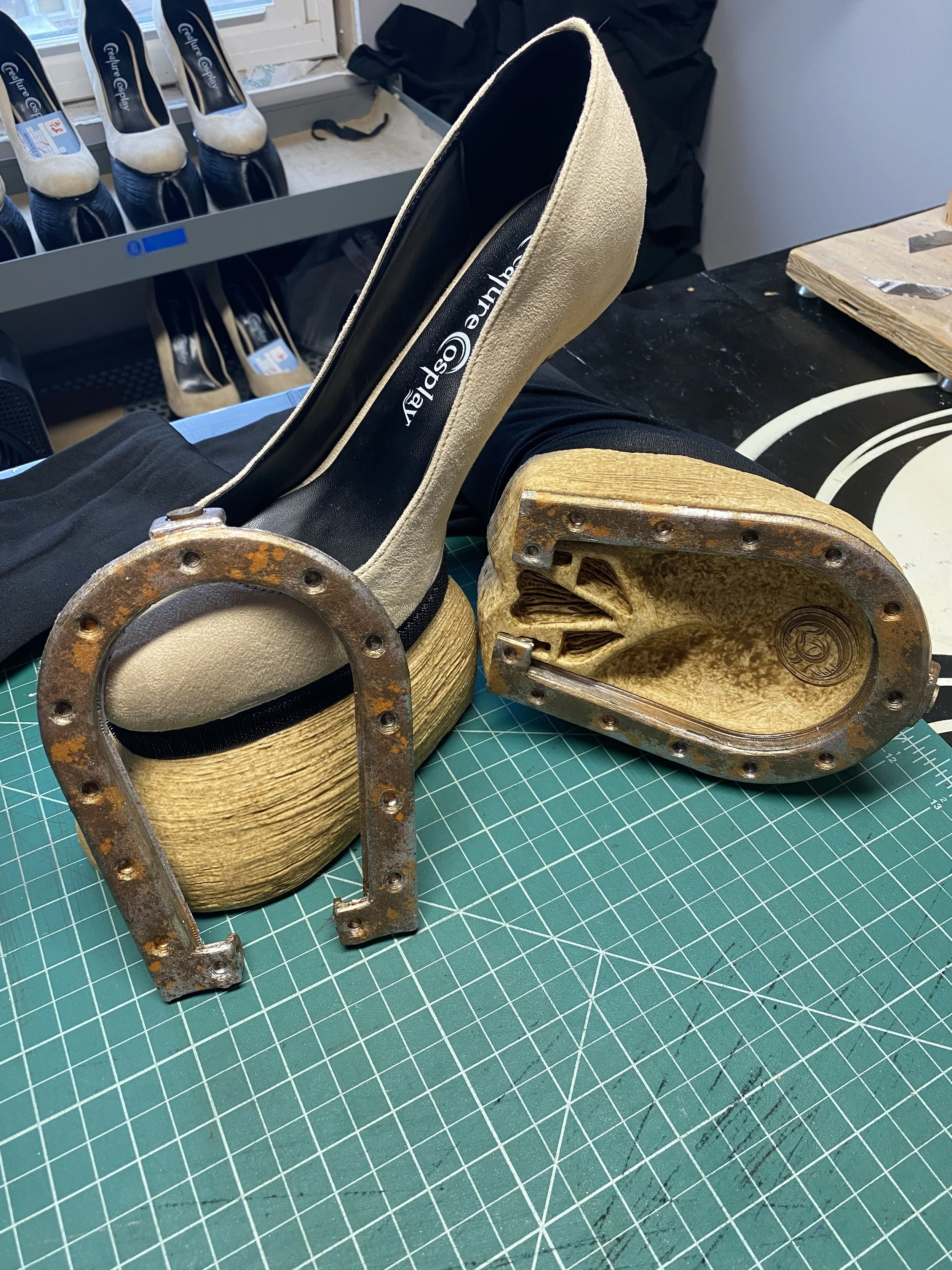 rusted horse shoes animal hooves shoes creature cosplay
