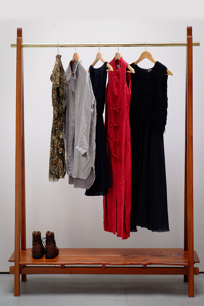 clothes_rack_01.png