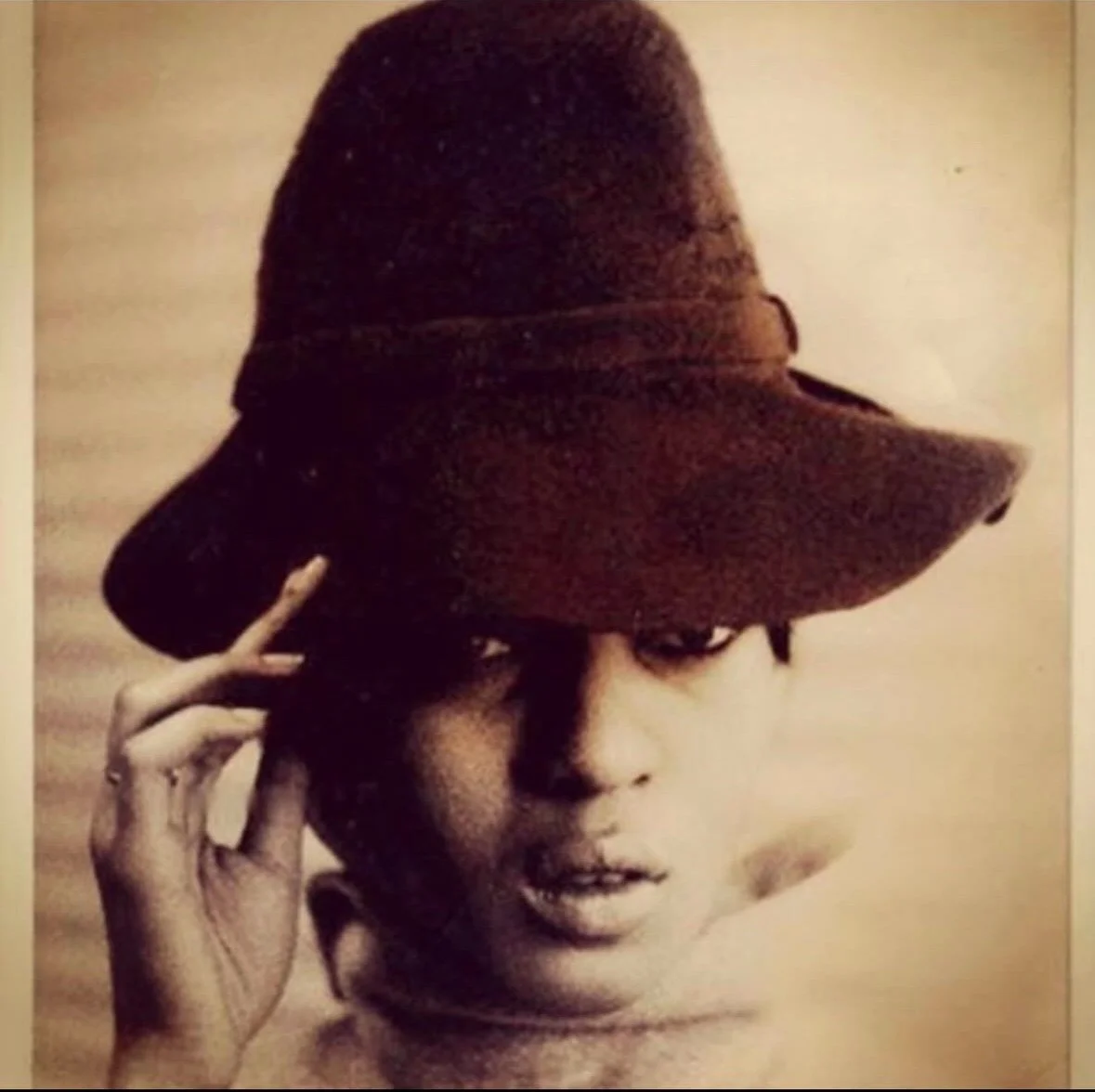 Estelle Bennett