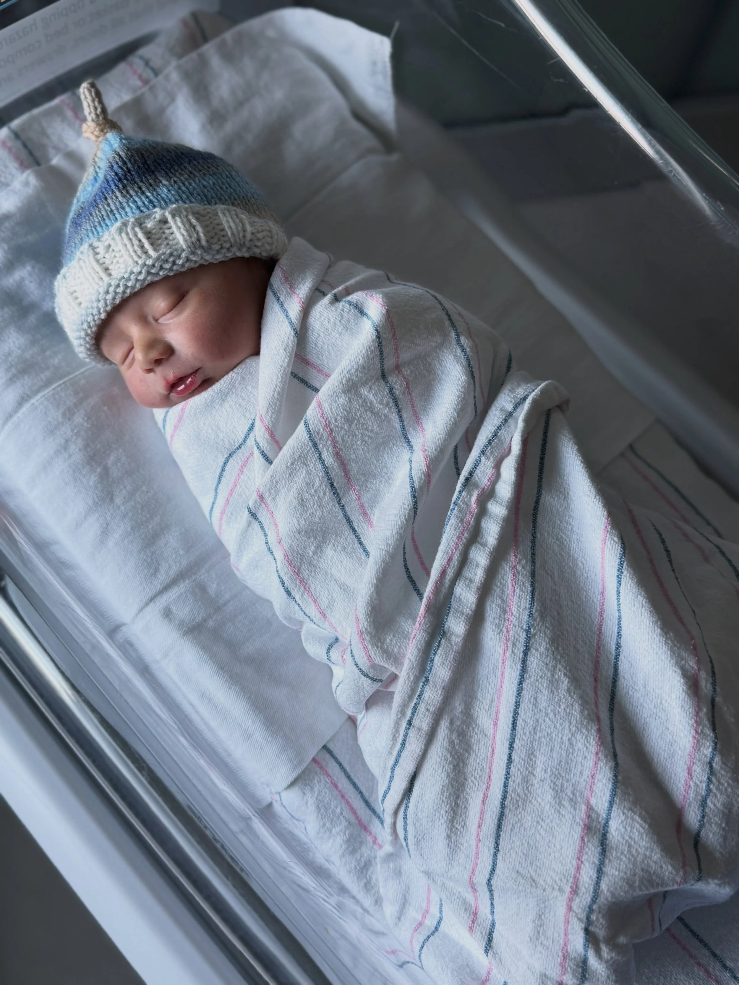 September is NICU Awareness Month.

This month, we at Jack&rsquo;s Light want to recognize and celebrate the incredible nurses, doctors, and medical professionals who serve babies and families in the NICU every single day.

The work they do requires 