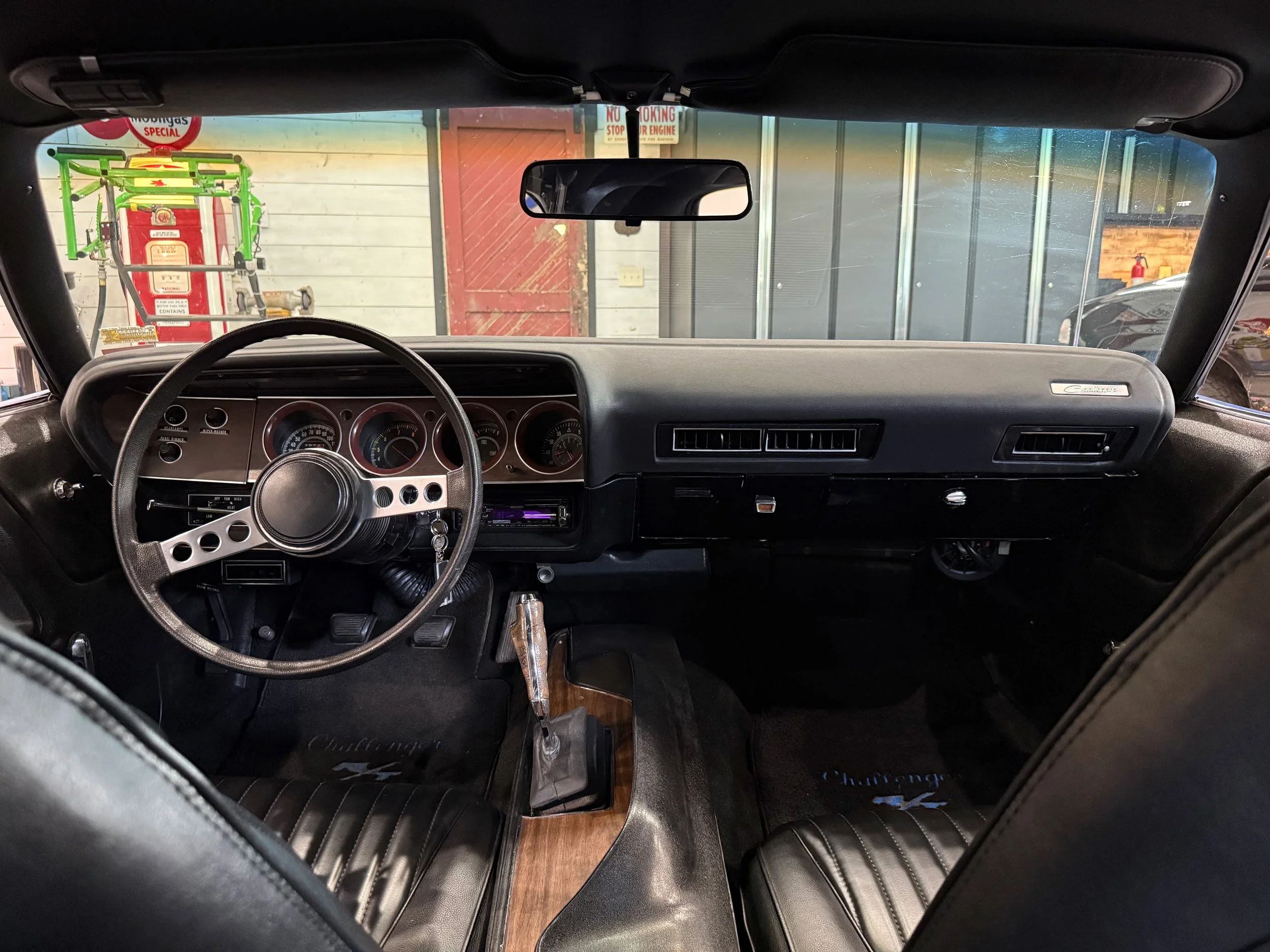 71Challenger - 19.jpeg