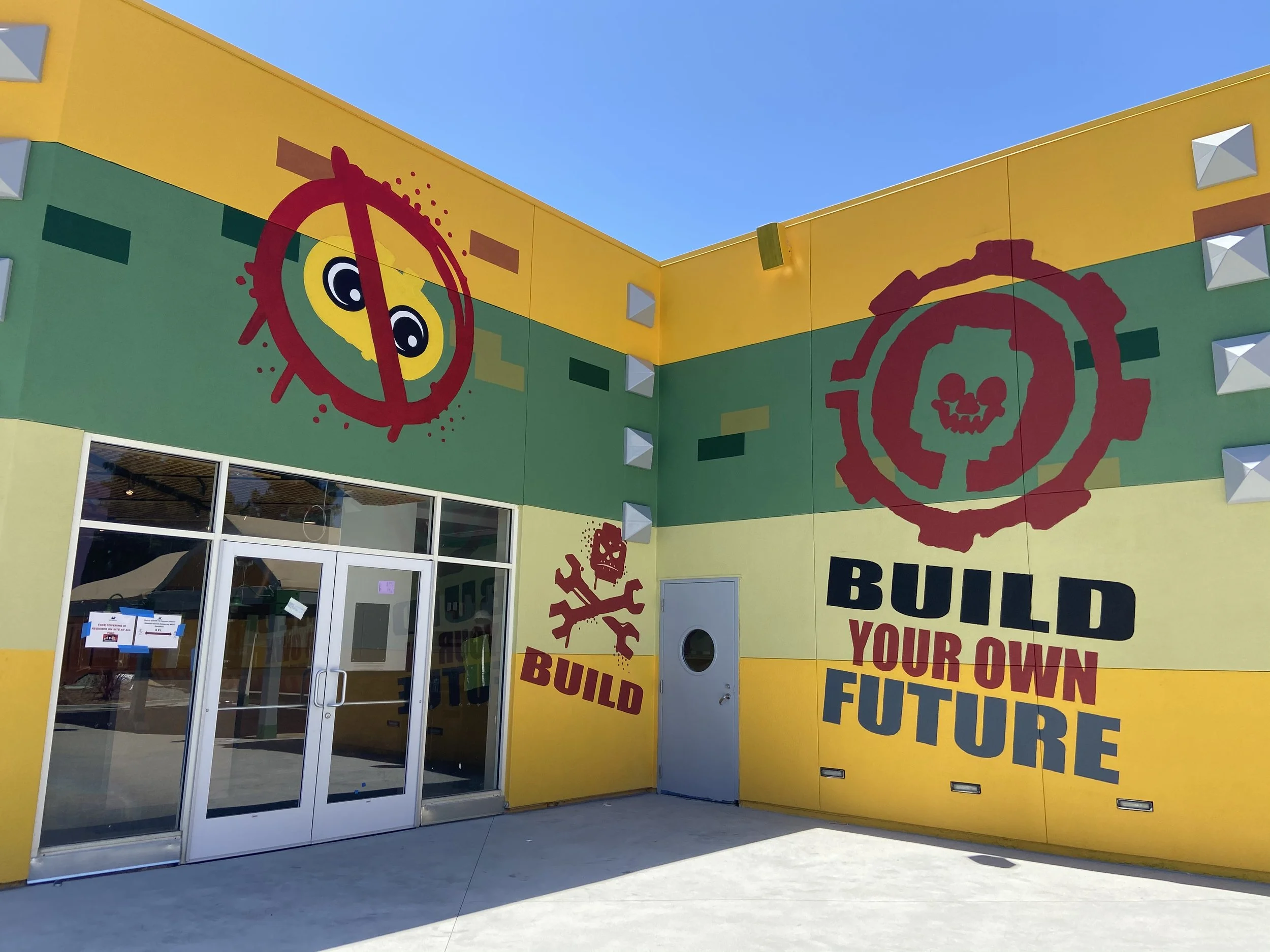 Legoland LEGO Movie Expansion Quickservice wall 
