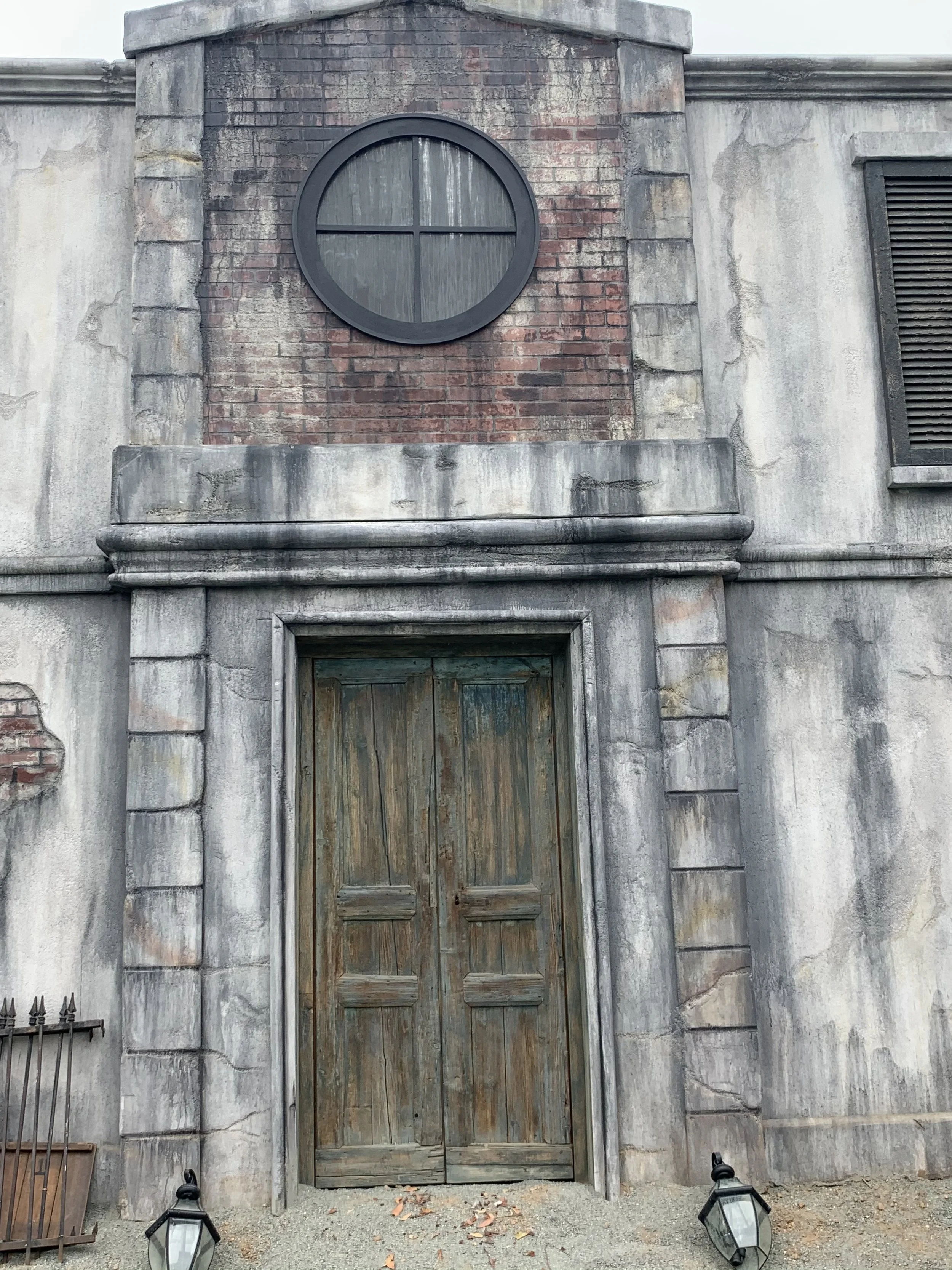 Amazon Prime Experience SDCC 2019 Carnival Row building front