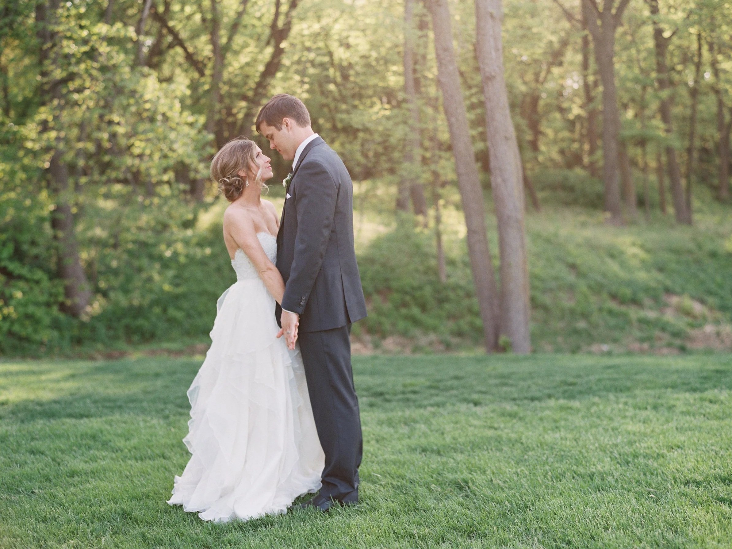 Classic-Omaha-Wedding-Photography-33.jpg