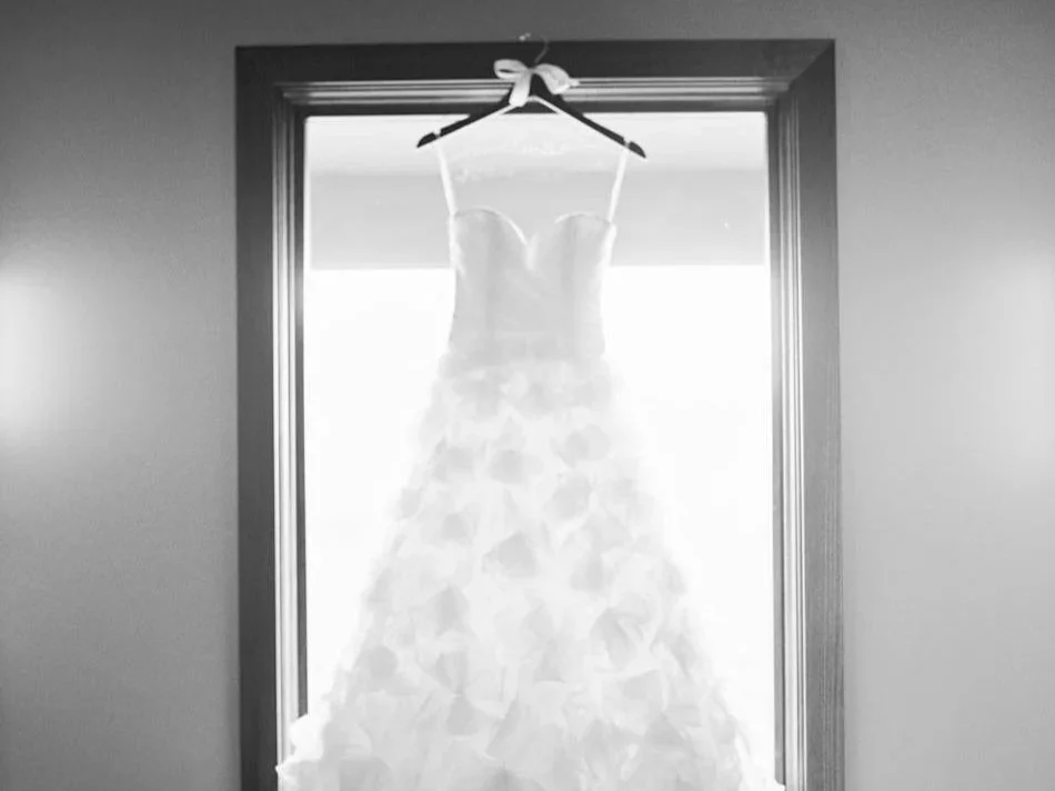 OMAHACOUNTRYCLUBWEDDINGPHOTOGRAPHER220.jpg