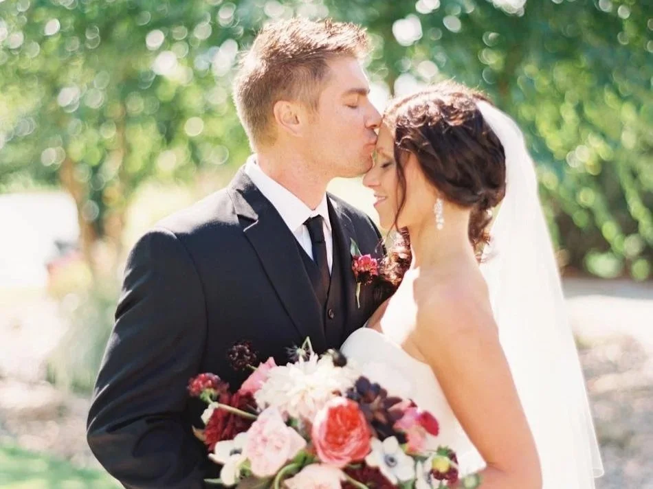 OMAHACOUNTRYCLUBWEDDINGPHOTOGRAPHER75.jpg
