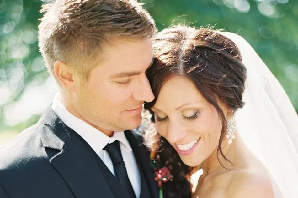 OMAHACOUNTRYCLUBWEDDINGPHOTOGRAPHER74.jpg