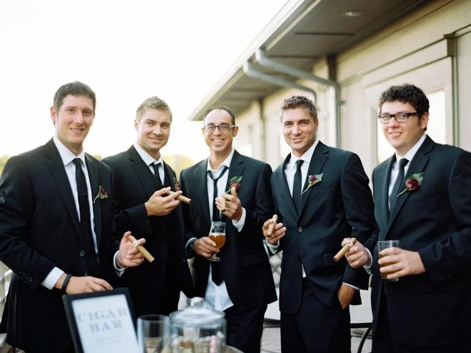 OMAHACOUNTRYCLUBWEDDINGPHOTOGRAPHER5.jpg