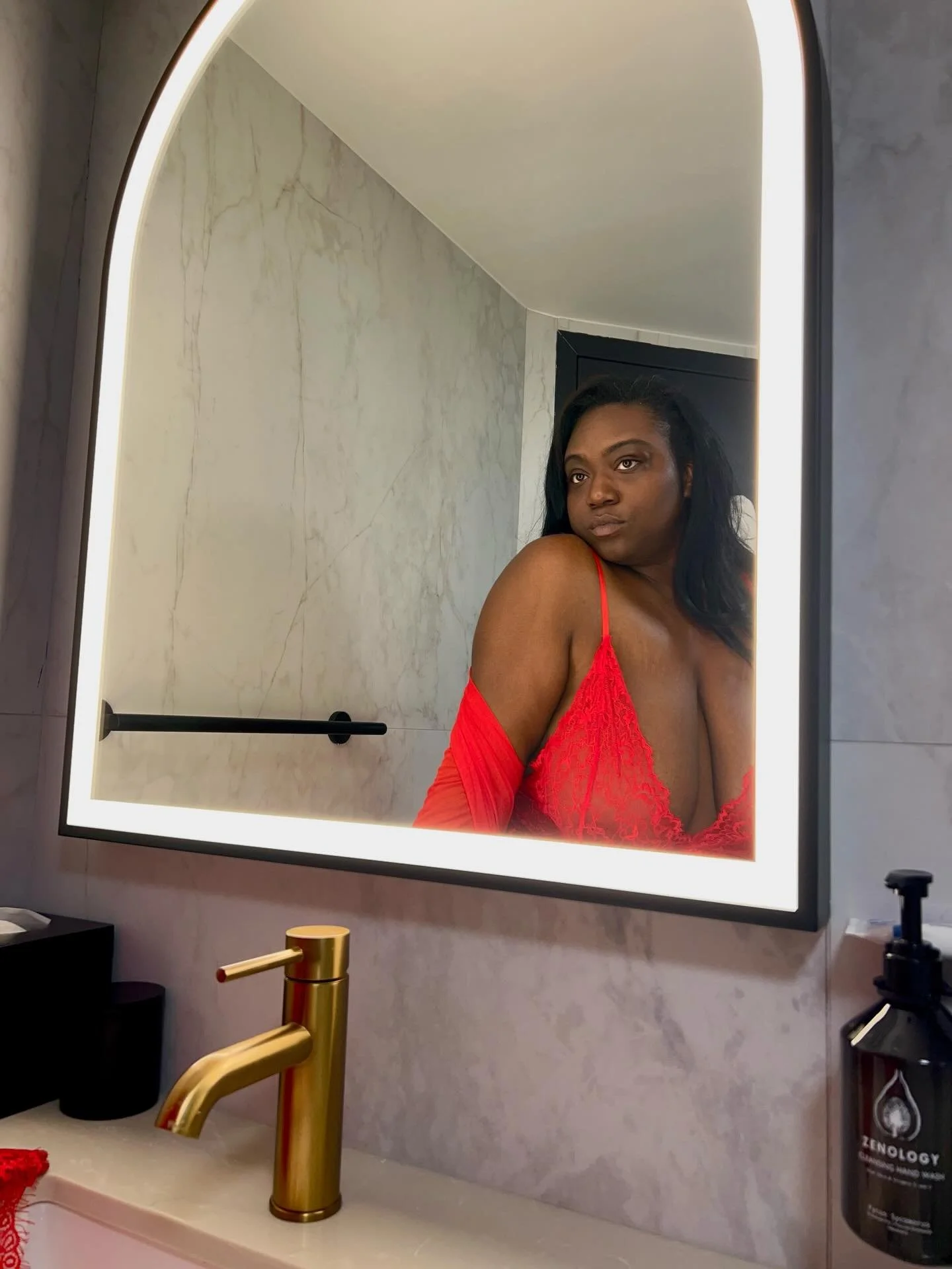Not every piece is meant to be seen&hellip; but this one?
She doesn&rsquo;t ask for attention. She takes it.

Your New #maintenanceday set is coming soon 💜
#AllEyesOnMe #cravinghercurves
