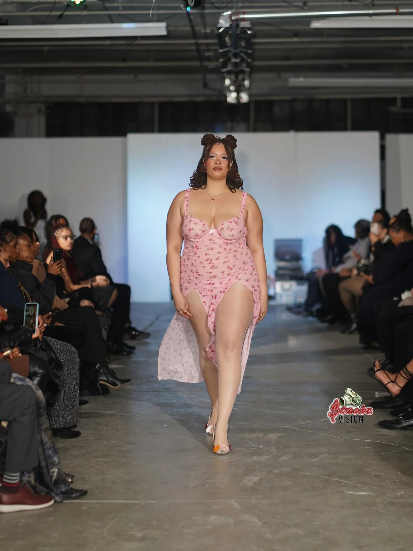 More than lingerie&hellip; it&rsquo;s how you feel in it . A feeling your body deserves ✨
-
-
Model @shukura__ 
📸 @stackzvision 
-
-
#cravinghercurves #plussizelingerie #plussizemodel #plussizeboutique #confidencelooksgoodonyou
